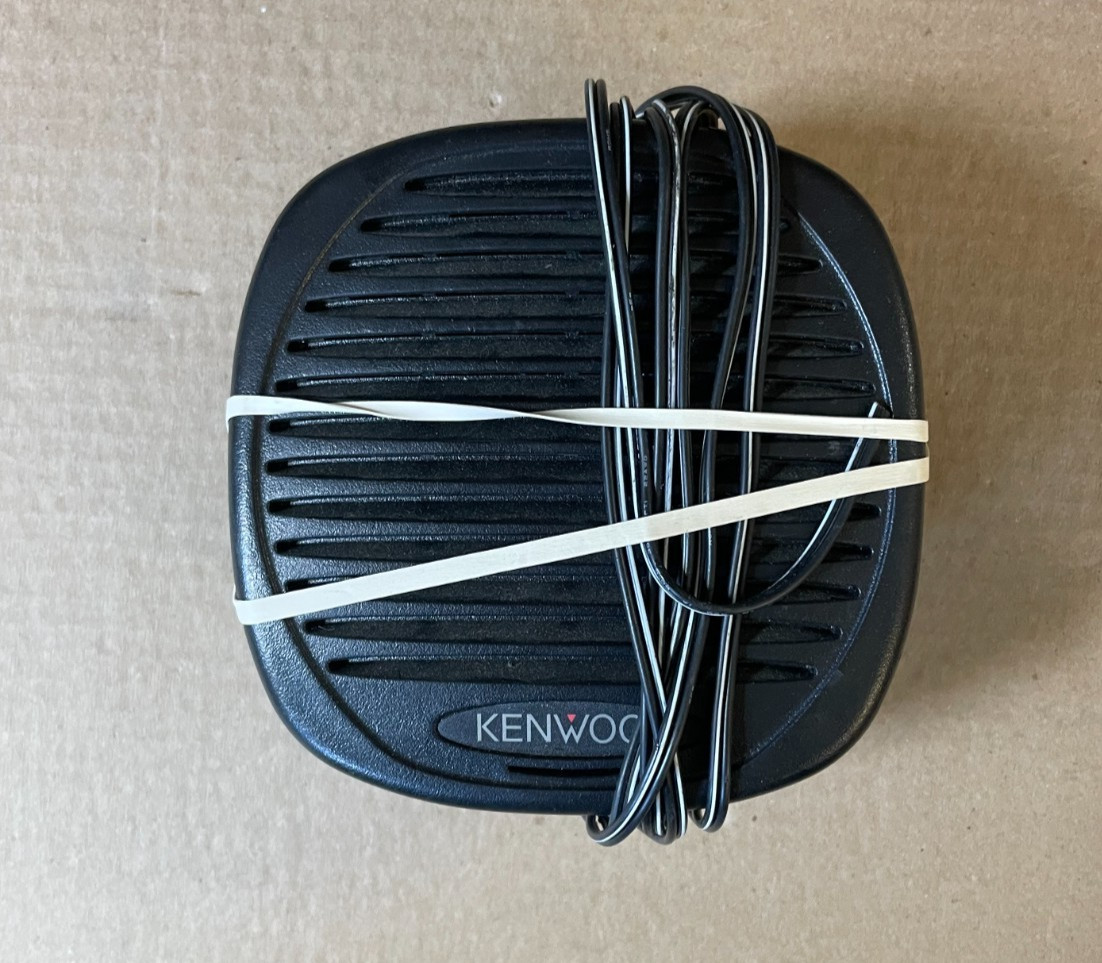 USED TESTED WORKING KENWOOD KES-5 EXTERNAL SPEAKER, MOUNTING SCREWS, NO BRACKET