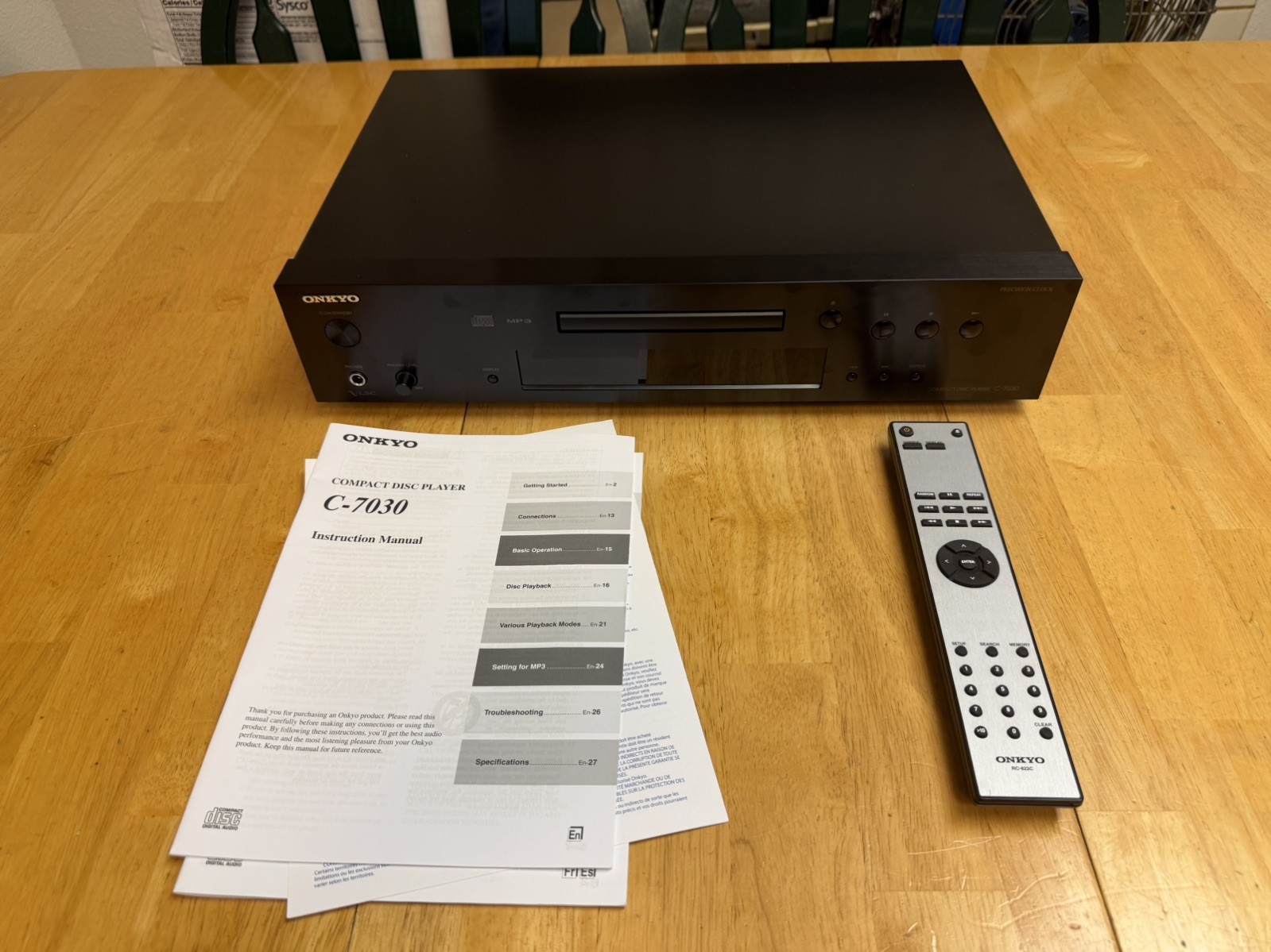 Onkyo C-7030 CD-MP3 Player Bundle w/ Remote Excellent Condition