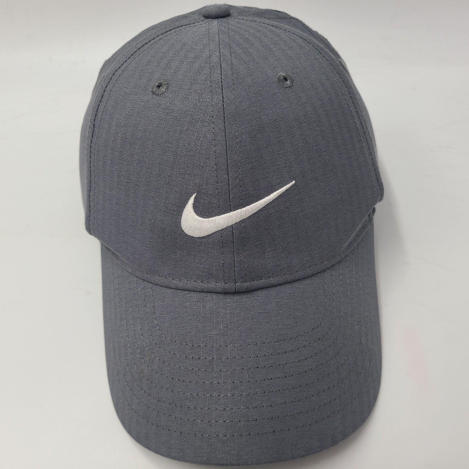 Nike Hat Strapback Gray White Legacy91 Dri-Fit Golf Swoosh Logo Casual Men