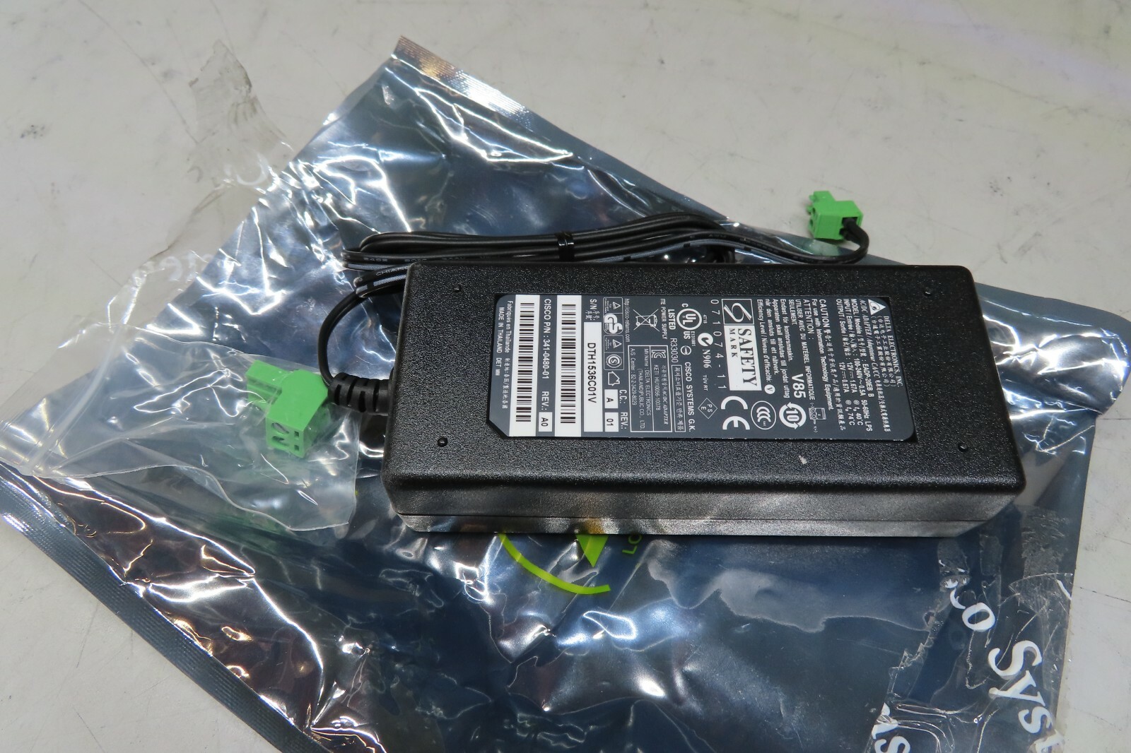 Delta Electronics Model: EADP-20EB AC Adapter 12V 1.67A O