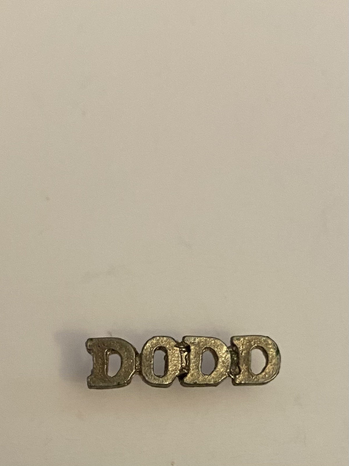 Dodd Lapel Pin P108