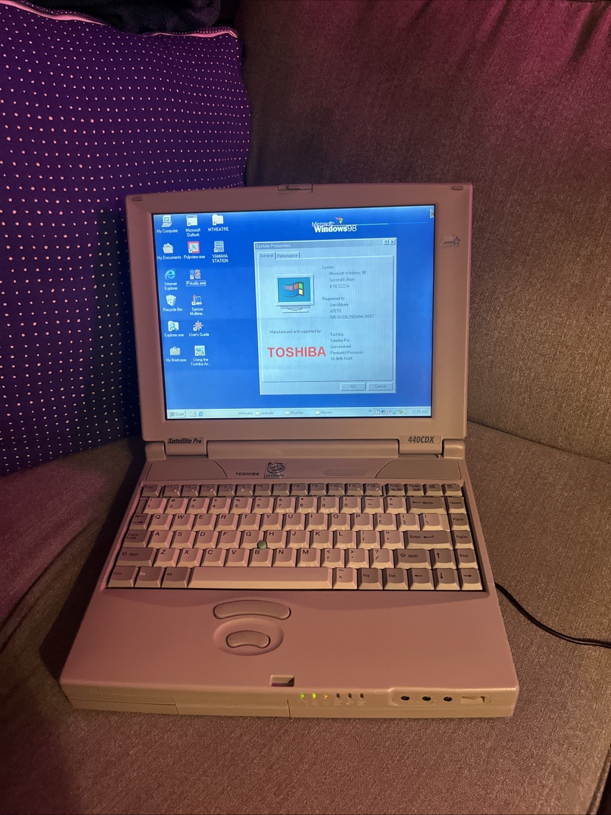 Vintage Toshiba Satellite Pro 440CDX Windows 98 Laptop Tested Works Pentium MMX