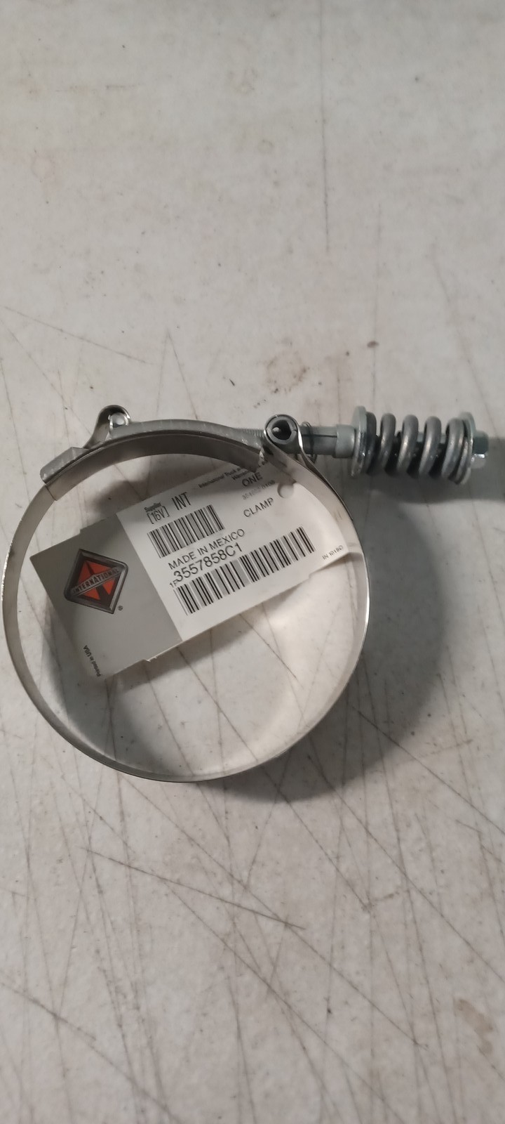 INTERNATIONAL OEM - CLAMP, T BOLT, HEAT EXCHANGER 3557858C1