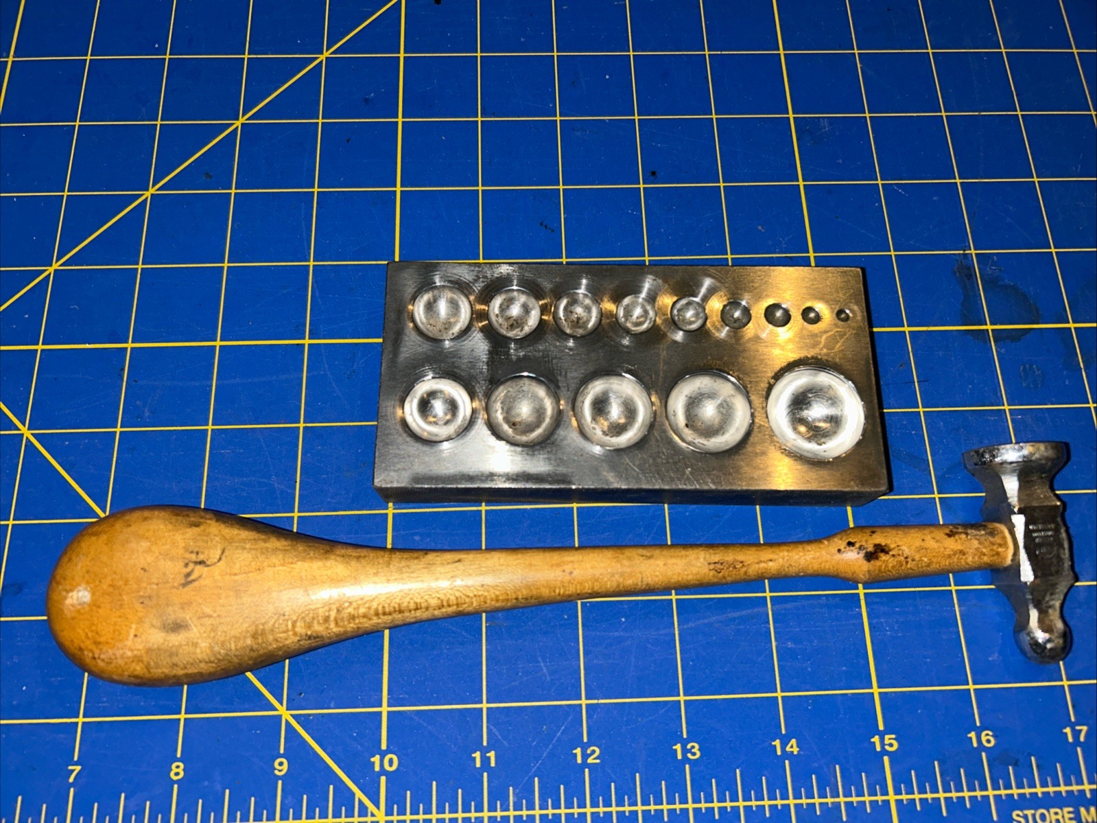 Vtg Small Blacksmith Jeweler's Dapping Block With Hammer 14 Depressions 1” - 1/4