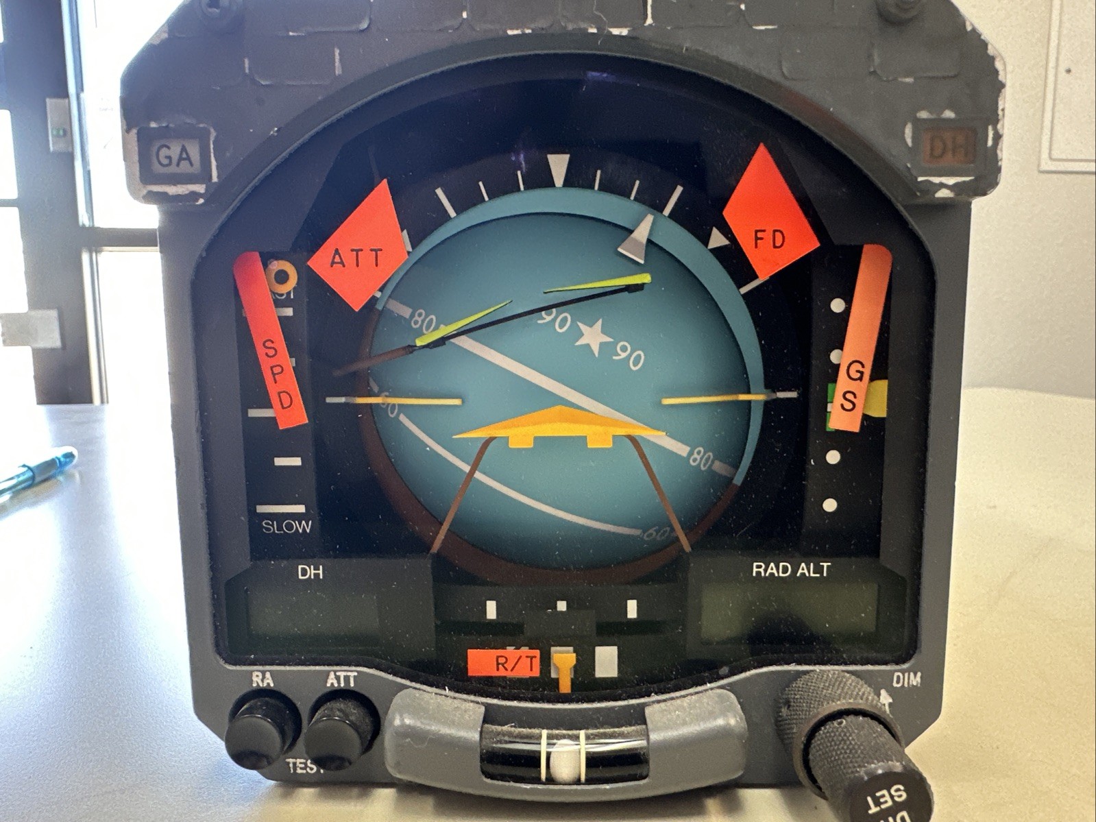7000466-951 Attitude Dir Indicator