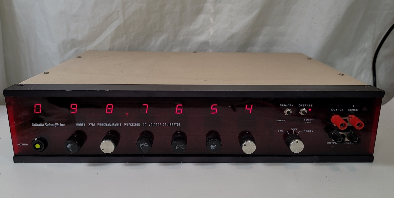 Valhalla Scientific 2701 Programmable Precision DC Voltage Calibrator Tested