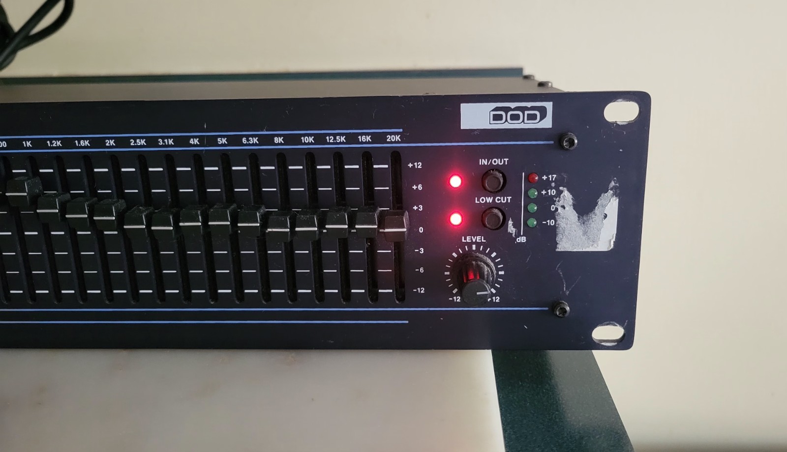 DOD Graphic Equalizer R-831 C Series