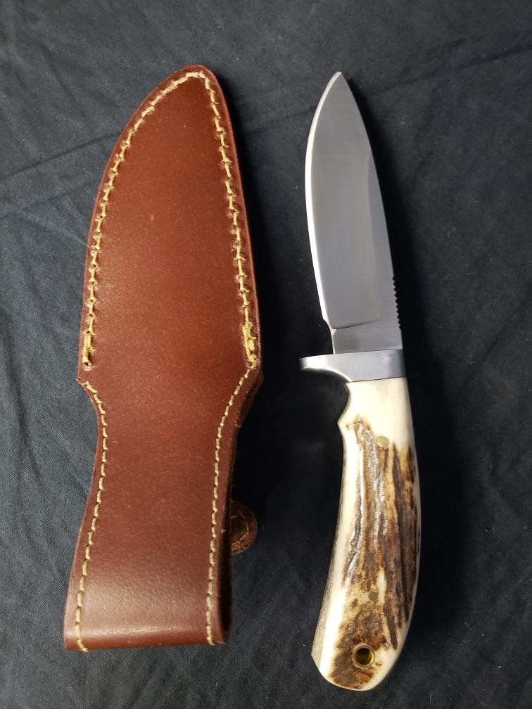 NO BRAND STAG HANDLE FIXED BLADE W/ SHEATH (B26005588)