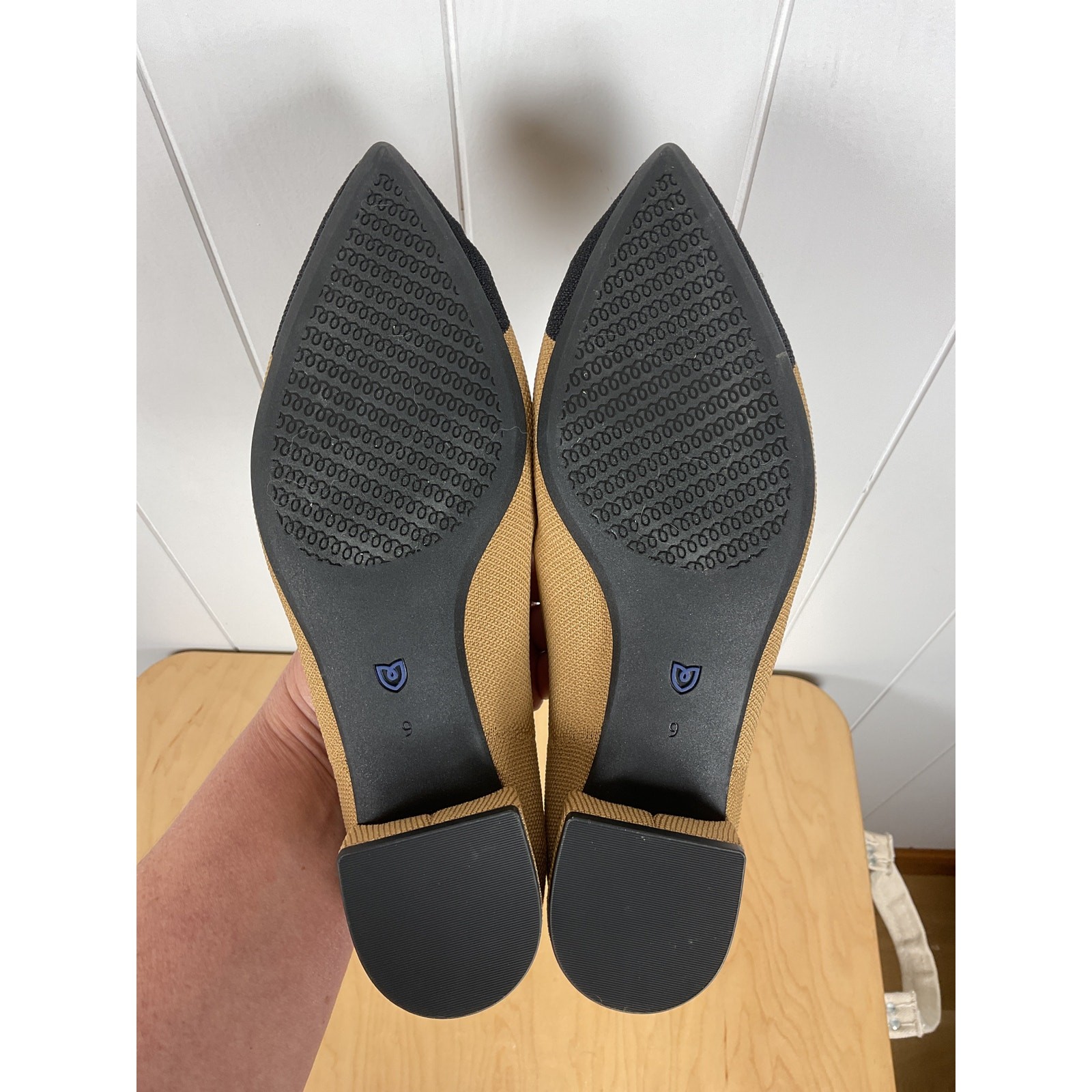 Rothy's Shoes Women's The High Point Wren Captoe NWOB Size 9