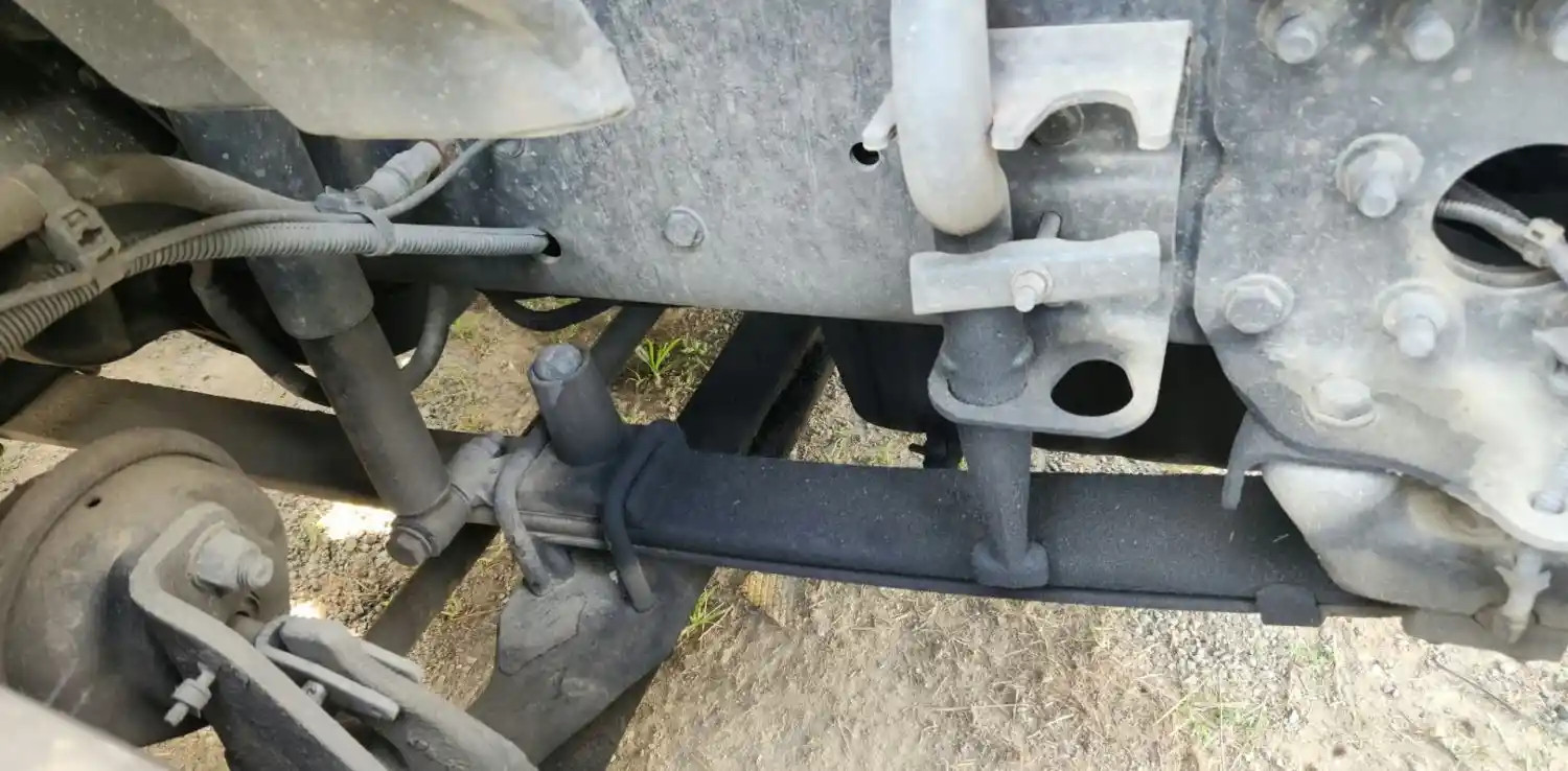 (Used) 2013 Freightliner Cascadia 113, FRONT LEAF SPRINGS Front Leaf & Springs