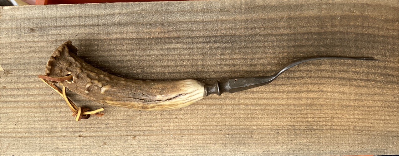 Primitive Fork Stag Horn Handle 10.5” Old