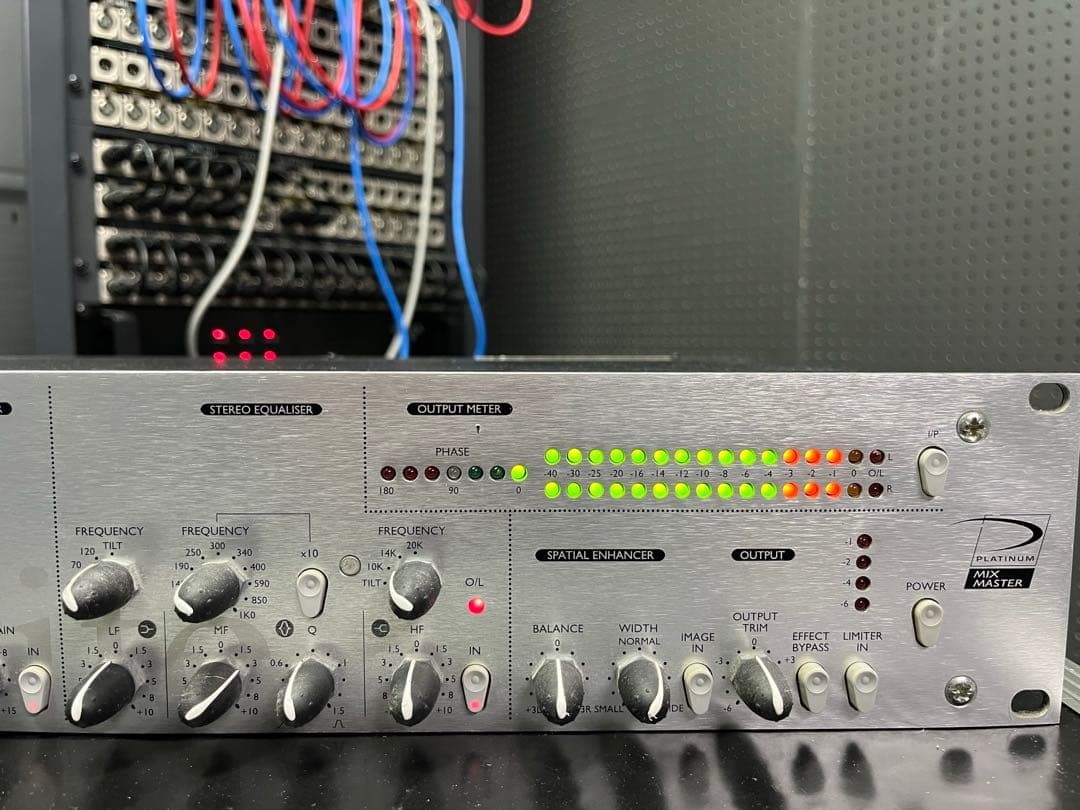 Focusrite MixMaster 2U Rackmount Stereo Mastering Processor Analog