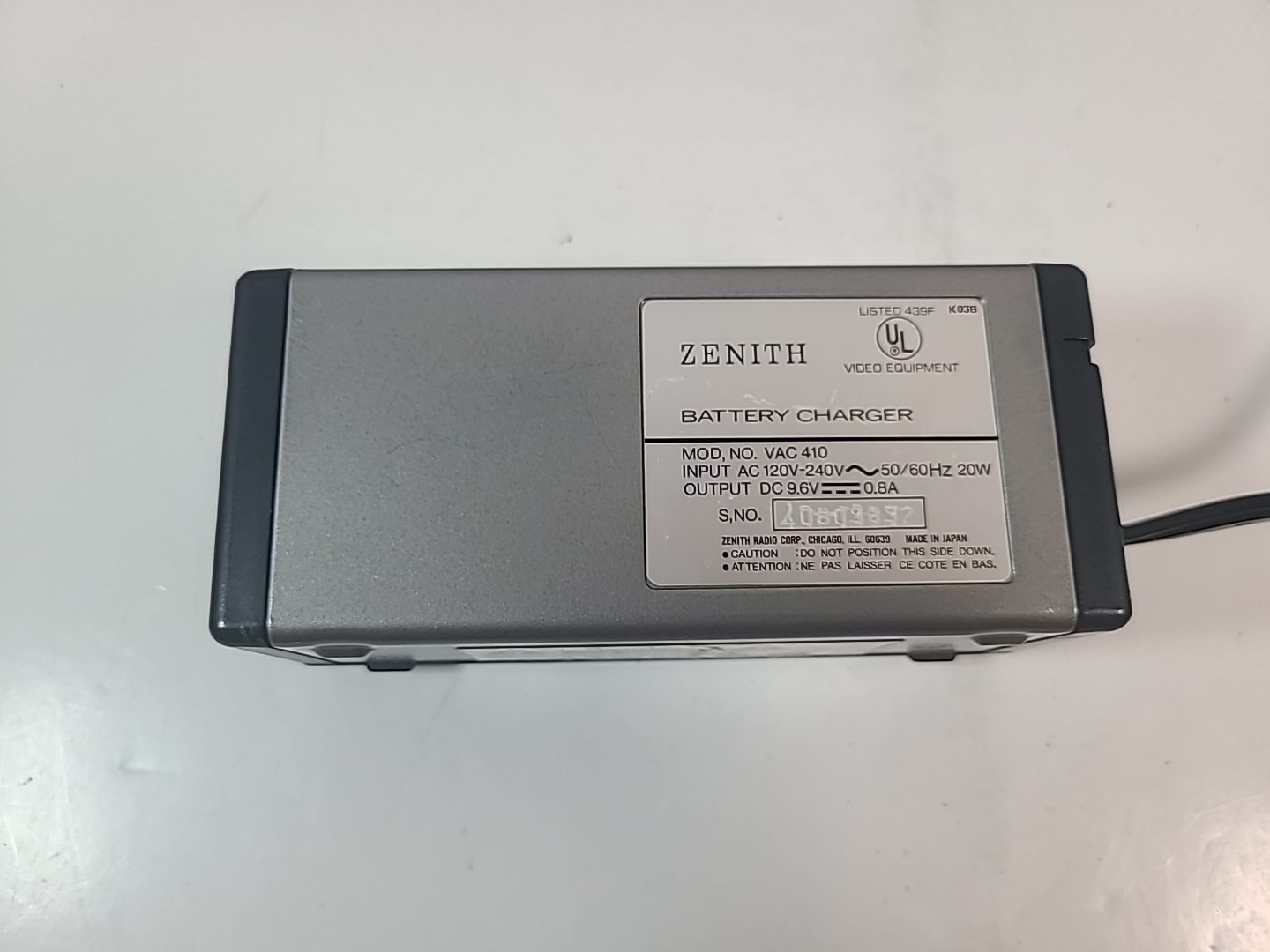 Vintage Zenith VAC 410 Battery Charger Working