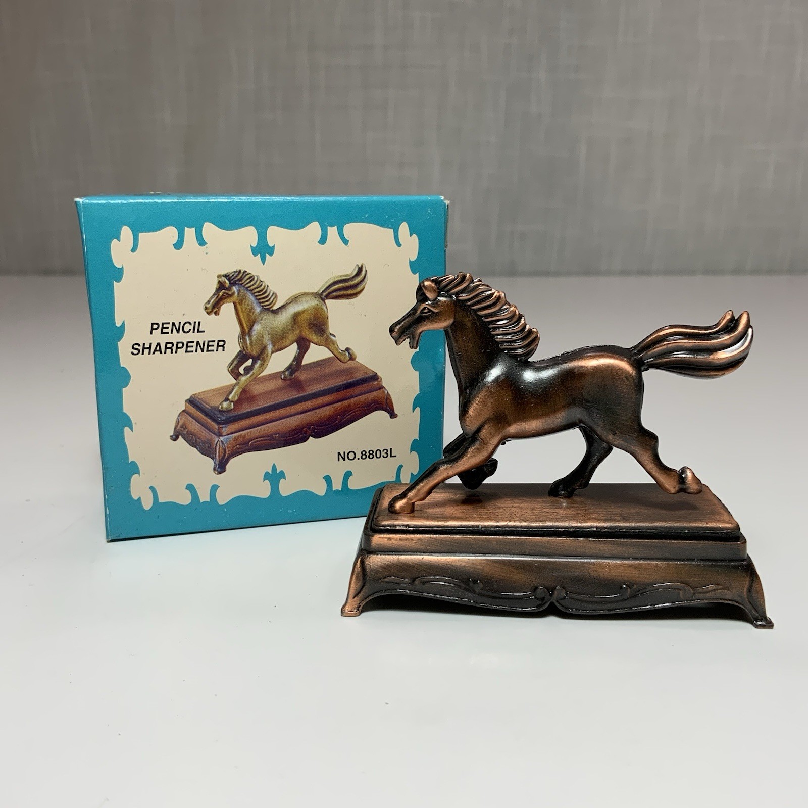 HORSE BRONZE DIE CAST METAL COLLECTIBLE PENCIL SHARPENER NEW / BOX