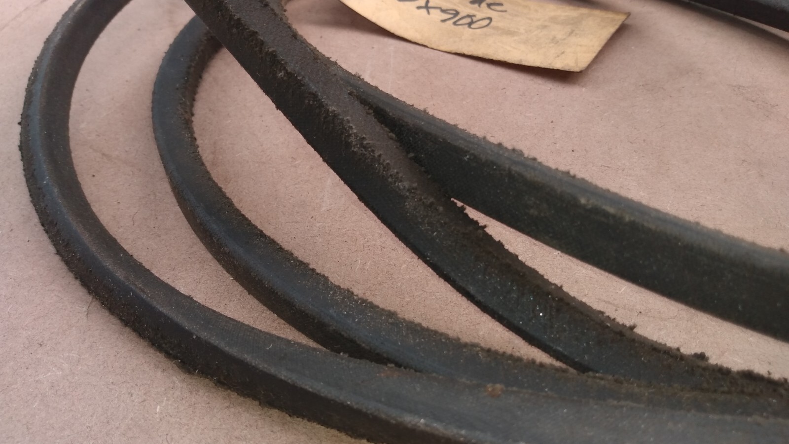 unbranded 3v900 v belt - used