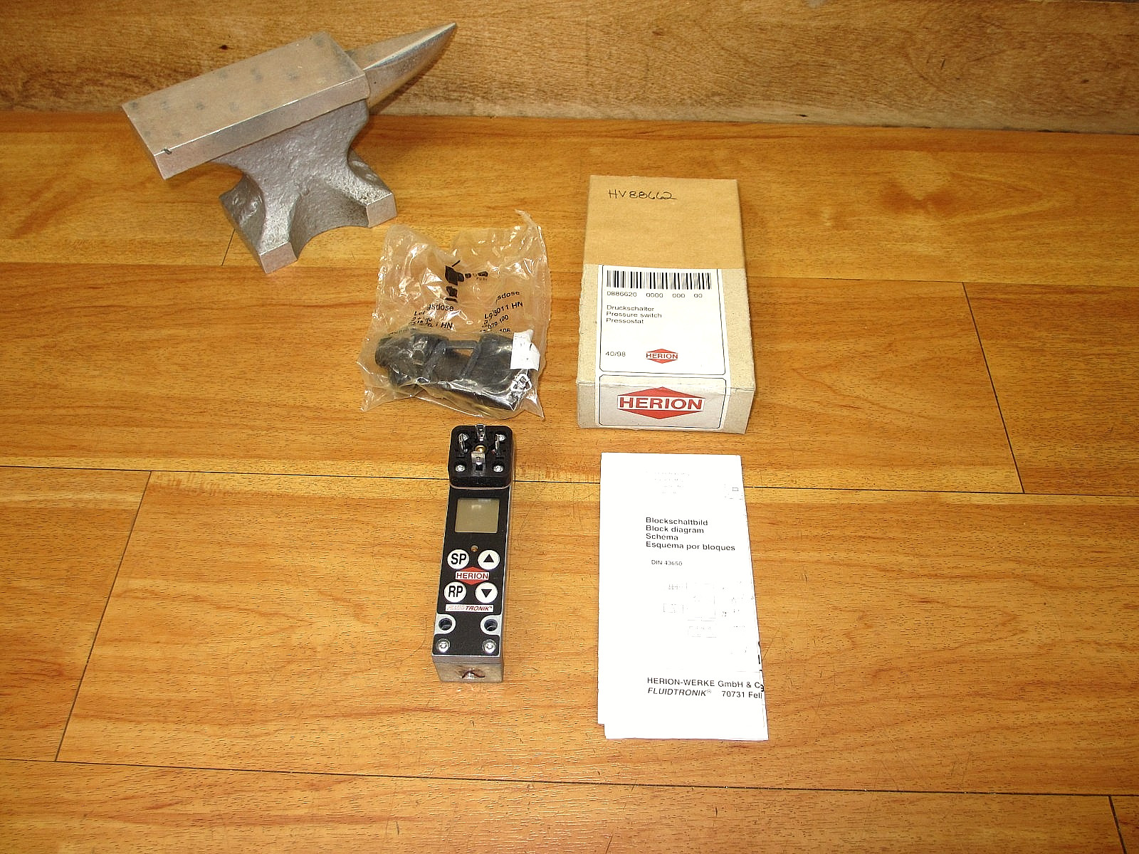 Herion 0886620 *NEW* Pressure Switch Druckschalter