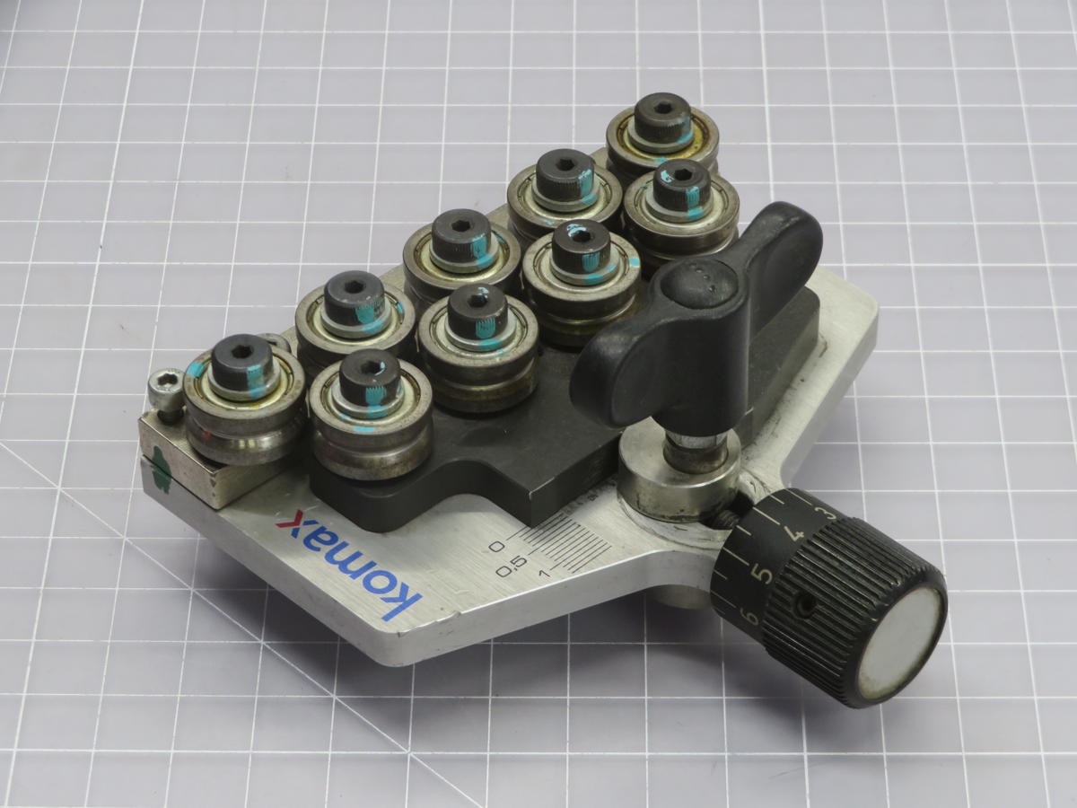 KOMAX WIRE STRAIGHTENER T243529