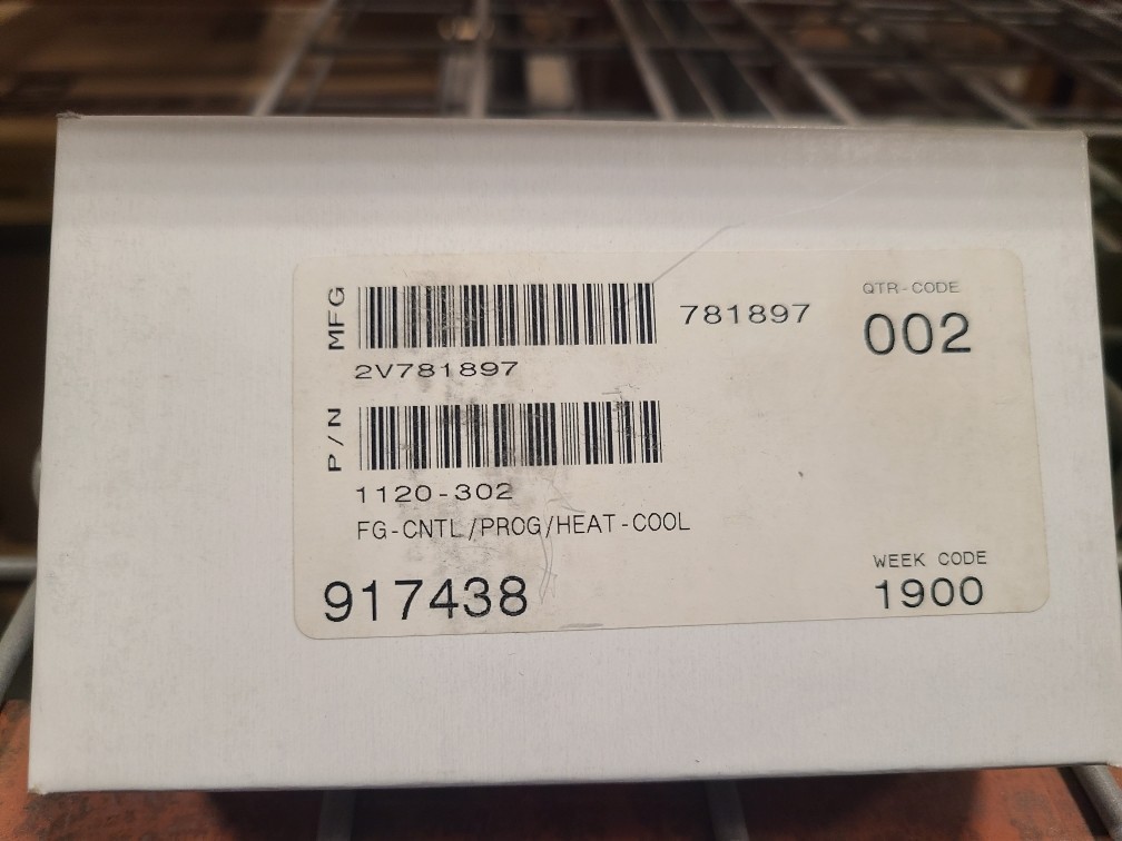 Nordyne Programmable Thermostat 917438 - New in Box; 2V781897; Surplus
