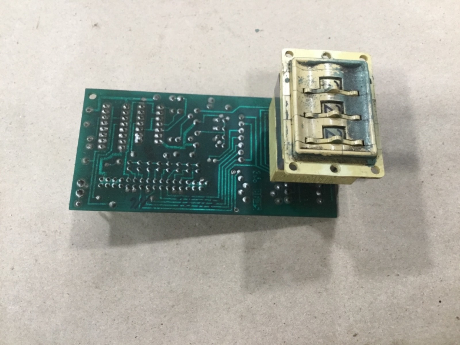 Barber Coleman Setpoint A-11828 Maco Counter Timer Circuit Board #09A38Z16