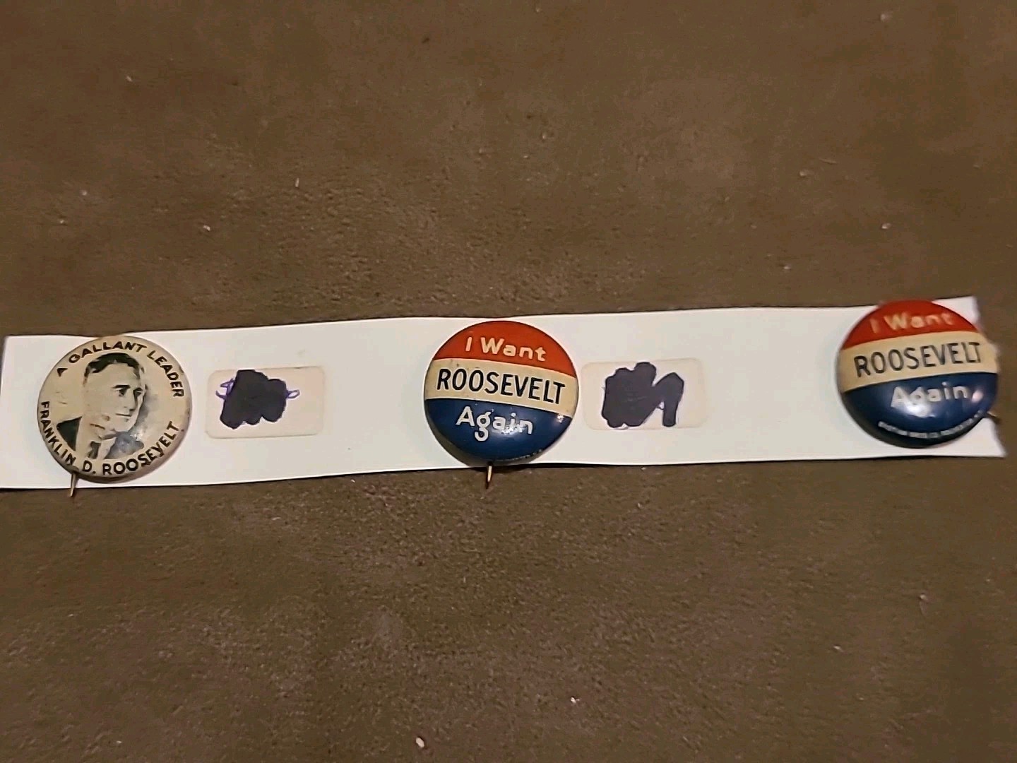 I Want Roosevelt Again (2) & Gallant Leader (1) Political Button Pinbacks 1940s