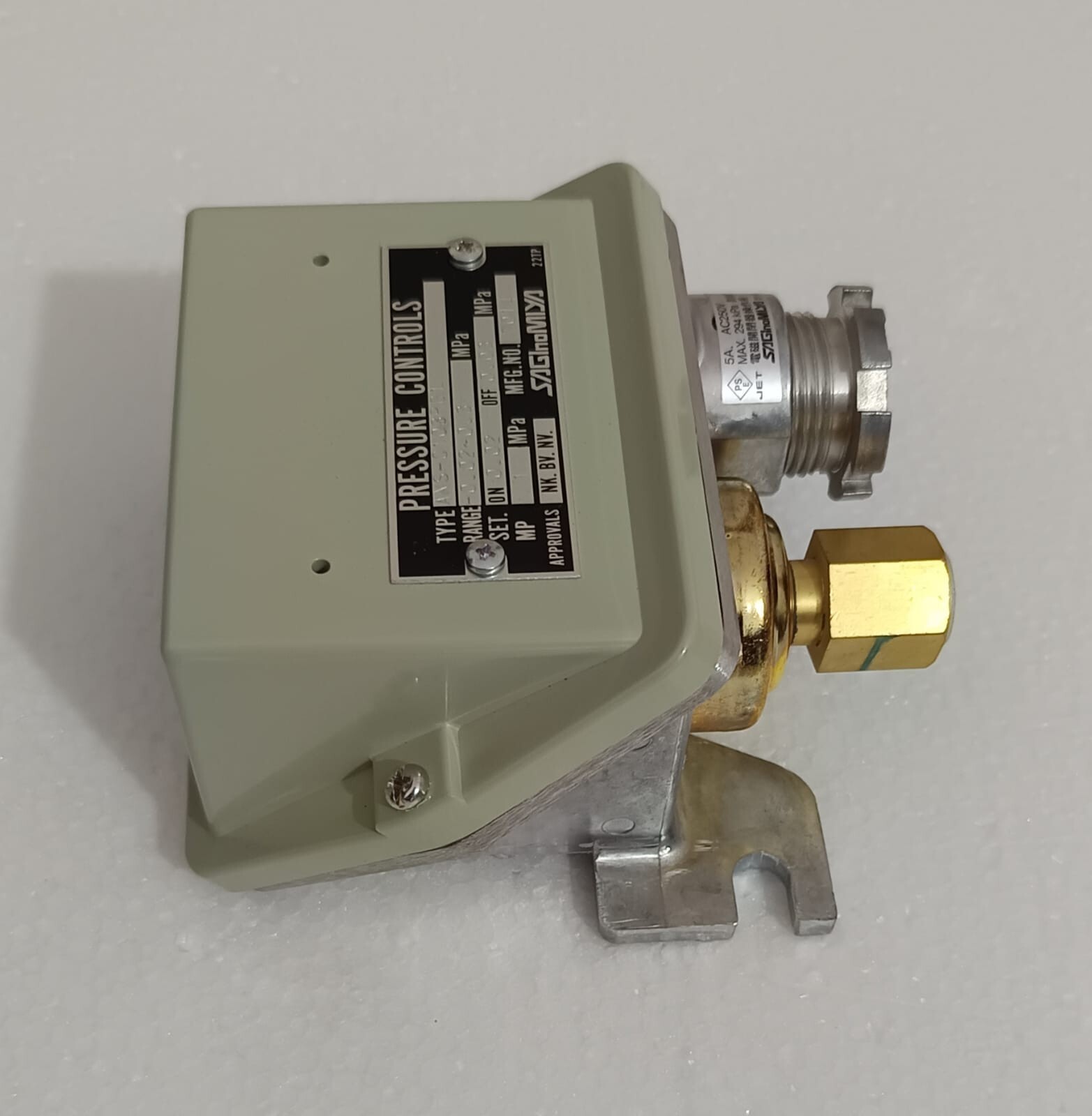 SAGINOMIYA ANS-C103PG1 PRESSURE CONTROLS