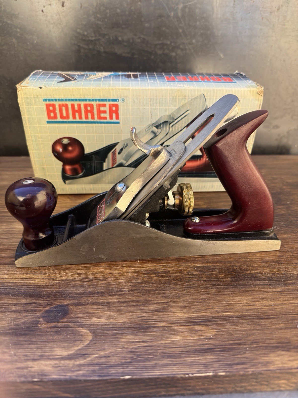 VINTAGE BOHRER WOOD BENCH PLANE Tool NO 4