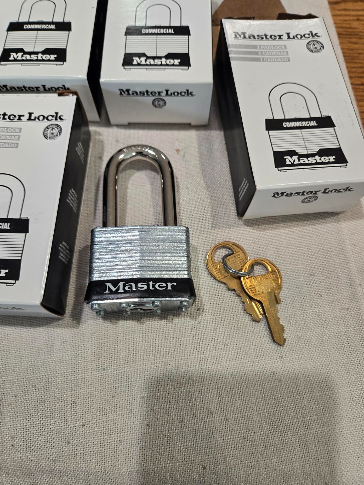 Box of 6 MASTER LOCK PADLOCKS WITH 2 KEYS EACH NIB