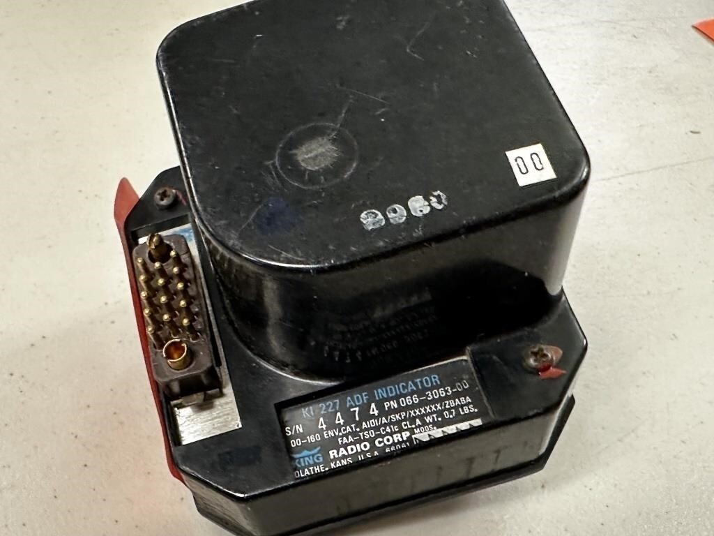Bendix King KI 227 ADF Indicator 066-3063-00 (D2962)! Tested!