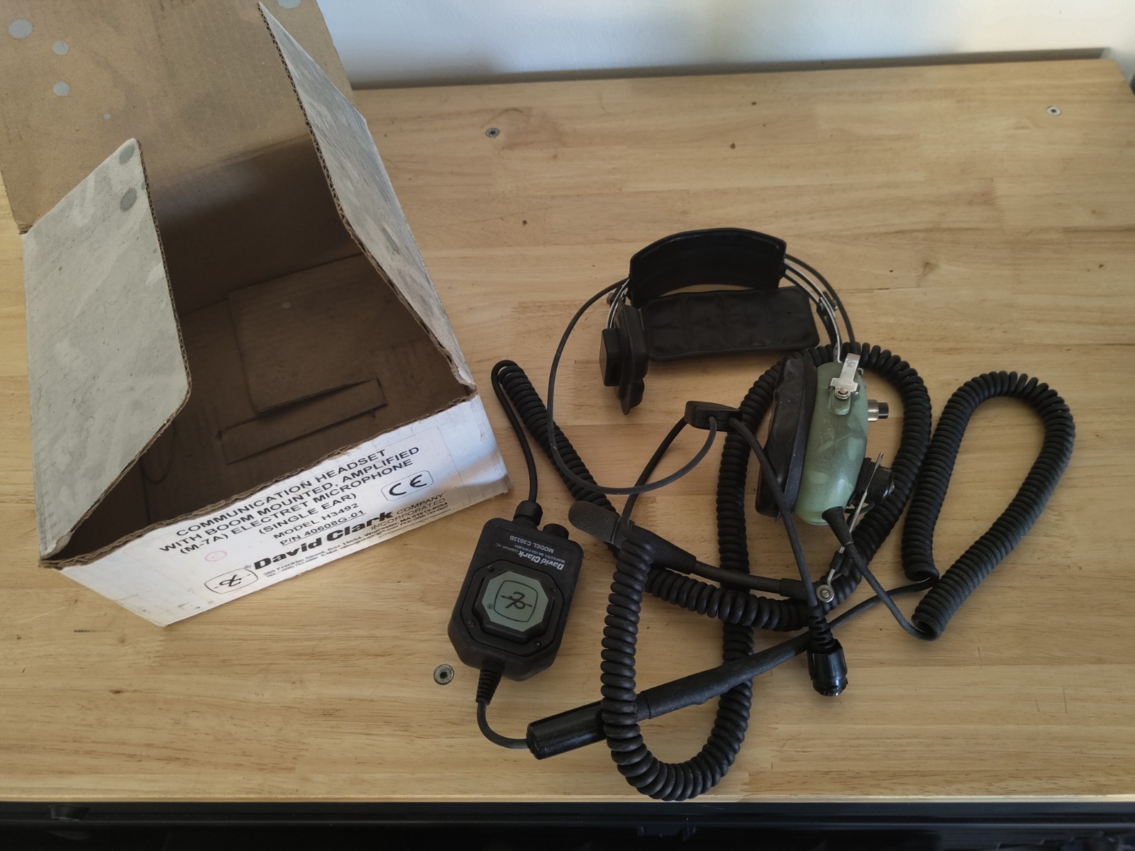 David Clark Model H3492/C3033B Headset Single Ear Microphone For XTL/APX/XPR