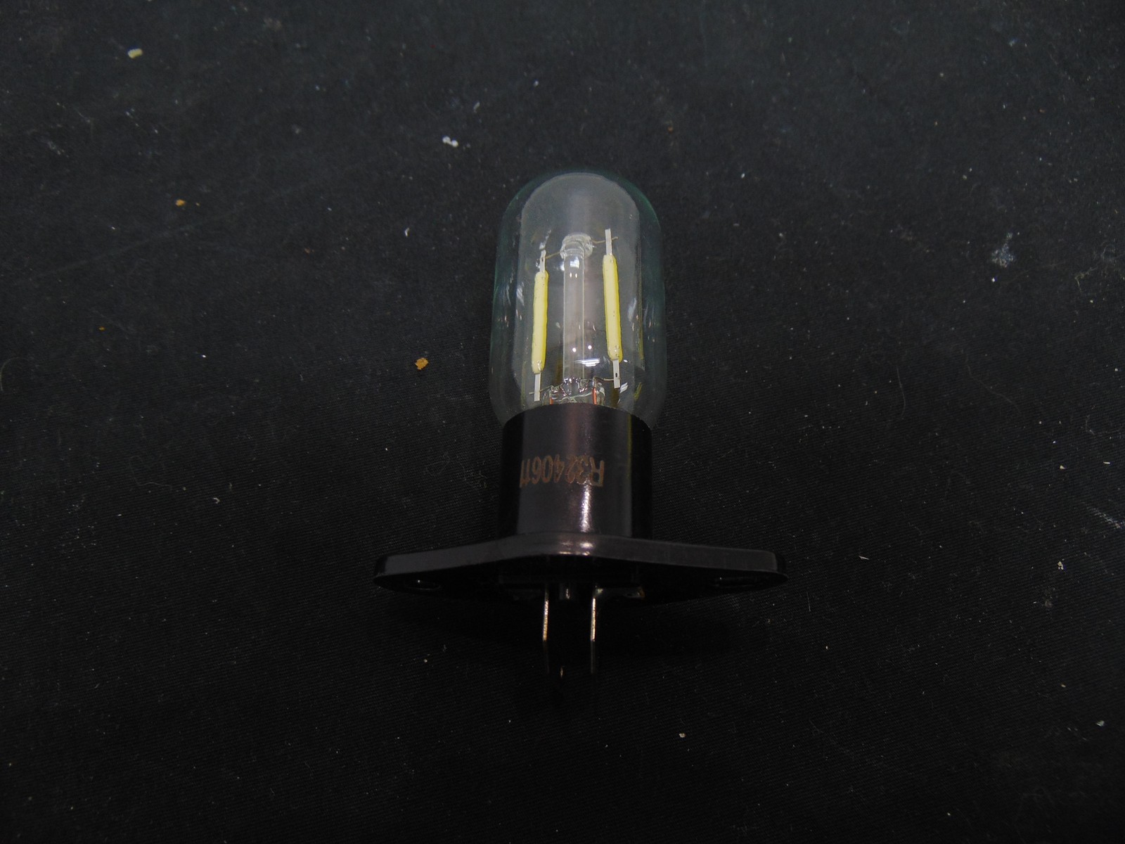 Hisense Microwave HMVZ173SS Light Bulb WK0048370