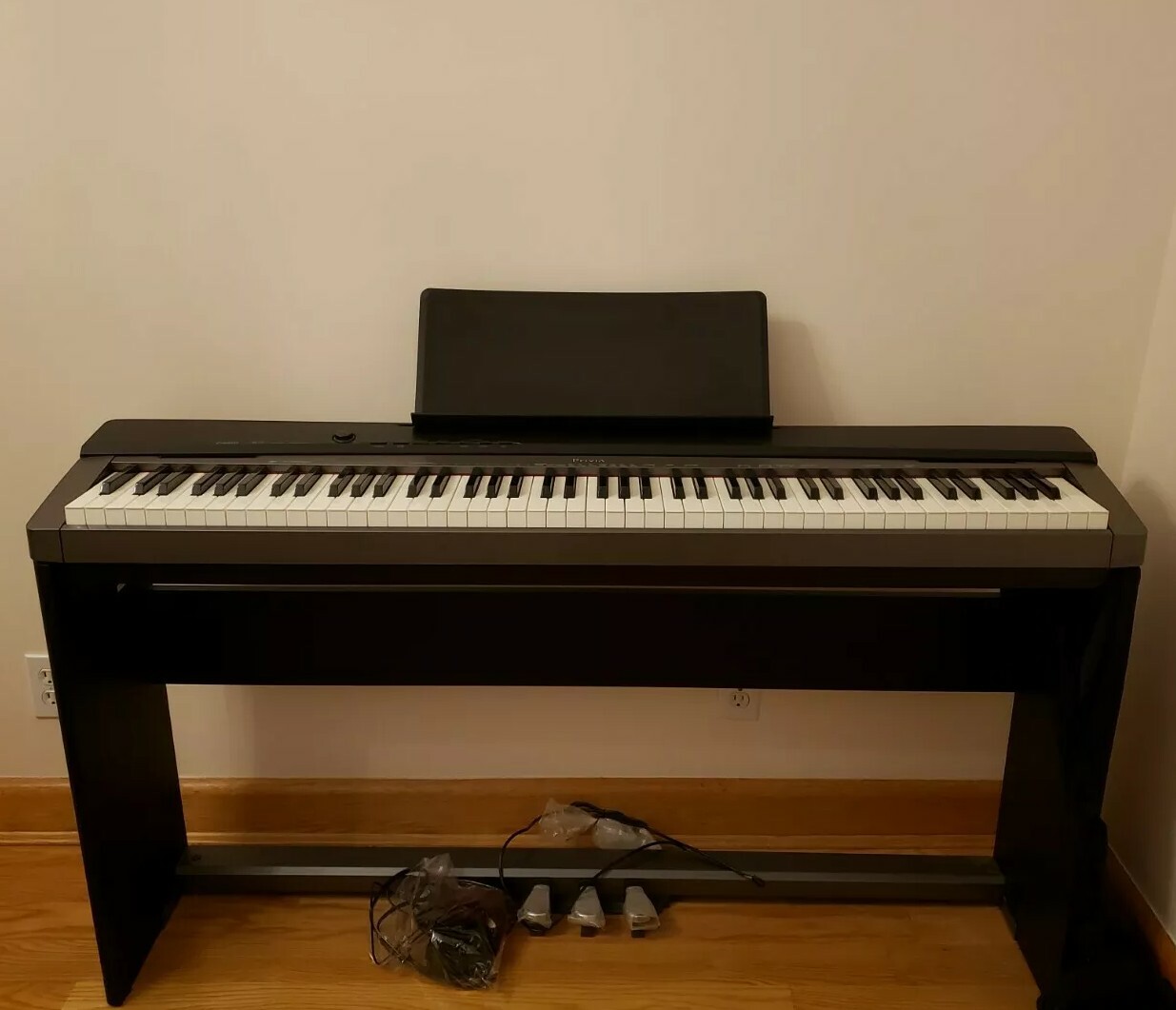 Local Pick Up - Casio Privia PX-130 88-Key Digital Stage Piano (complete set).