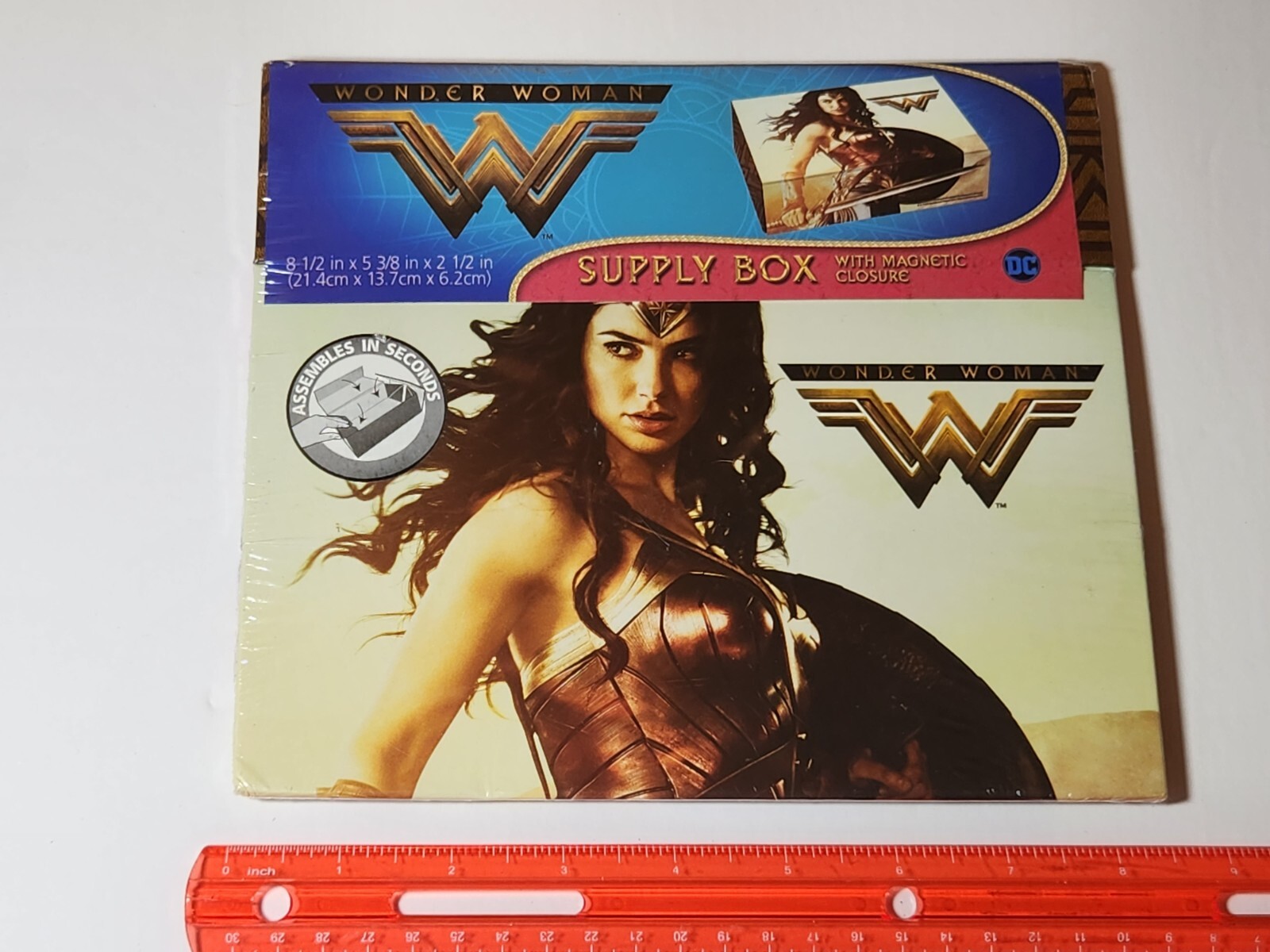 DC Comics Wonder Woman Supply Box with Magnetic Closure Classic Character NIB
