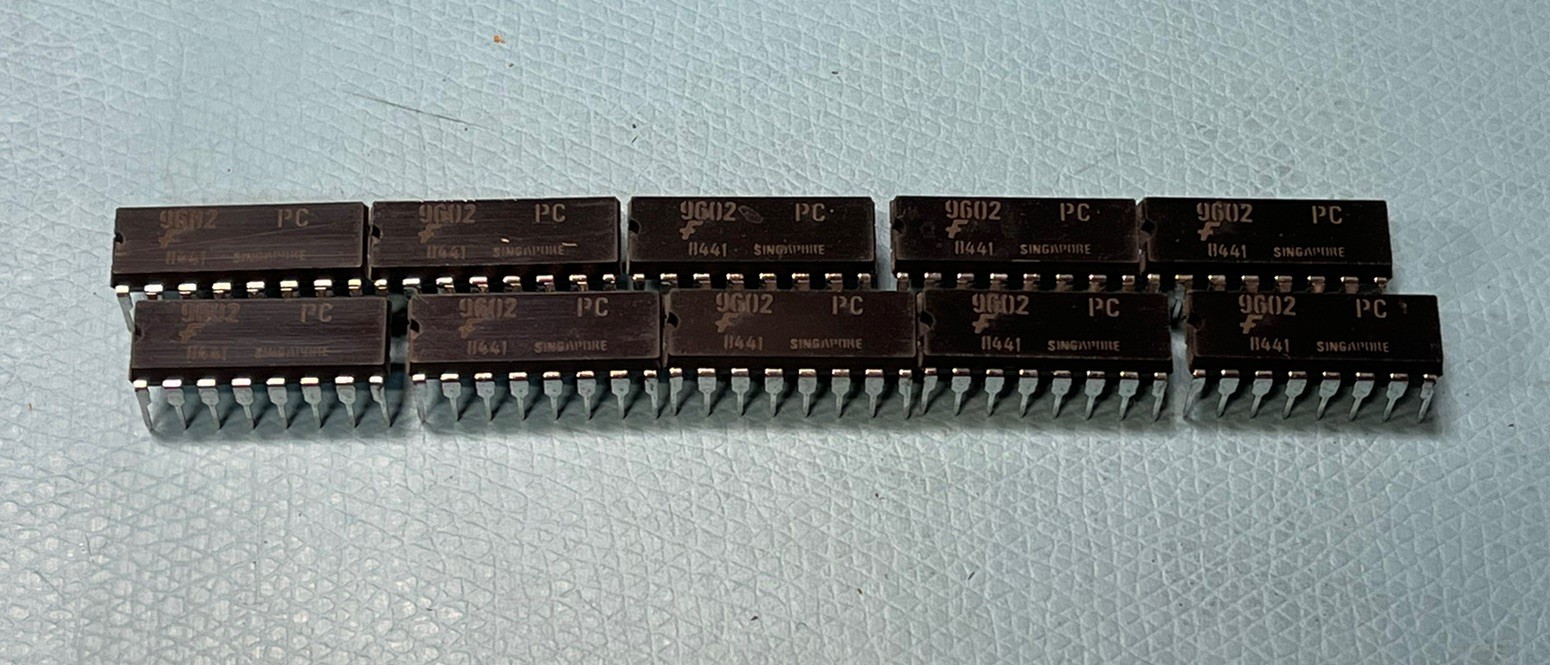 10 QTY- 9602PC IC,MONOSTABLE MULTIVIBRATOR,STD-TTL,DIP,16PIN,PLASTIC