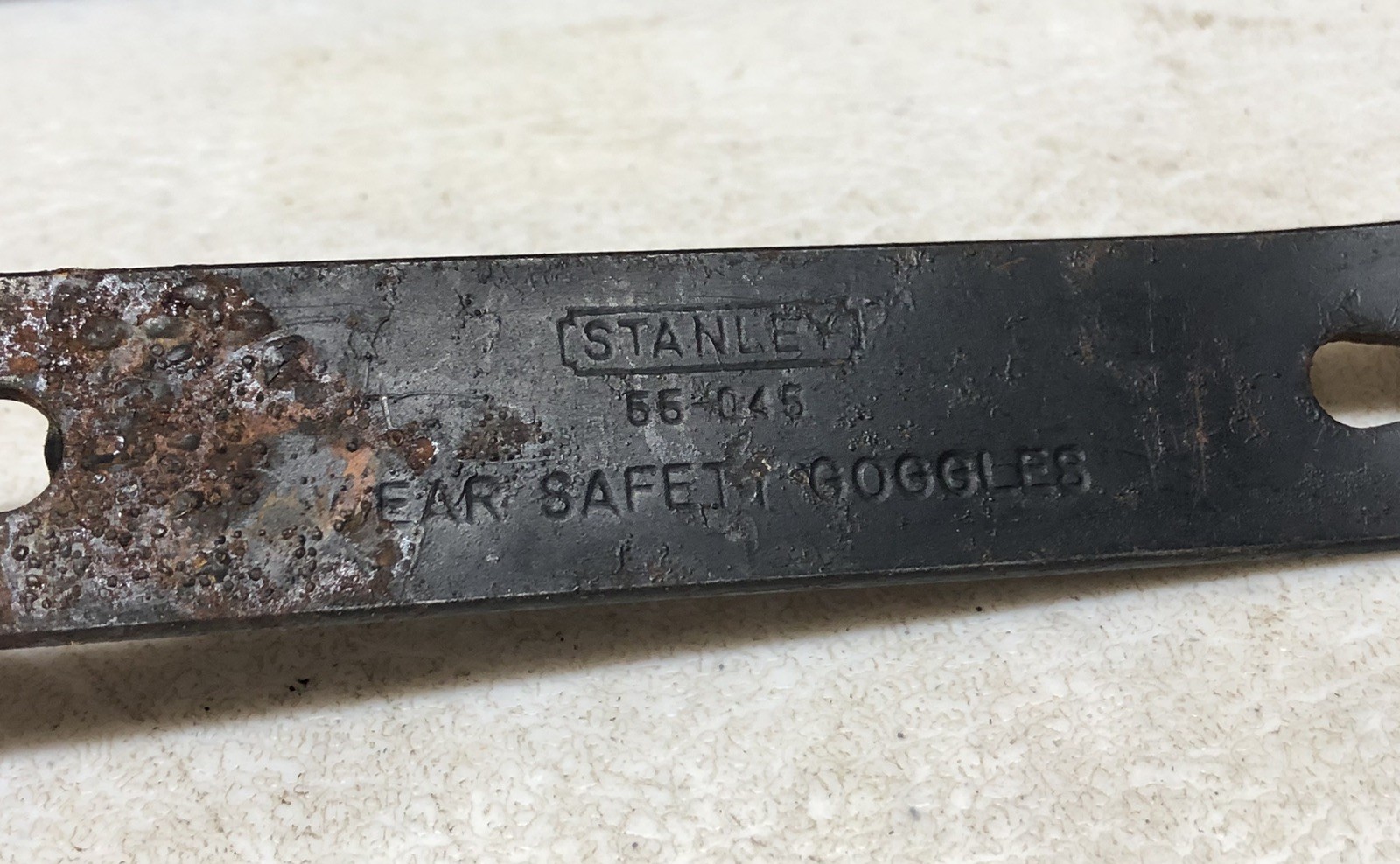 Stanley 55-045 Small Pry Bar - 7.5 inches Long