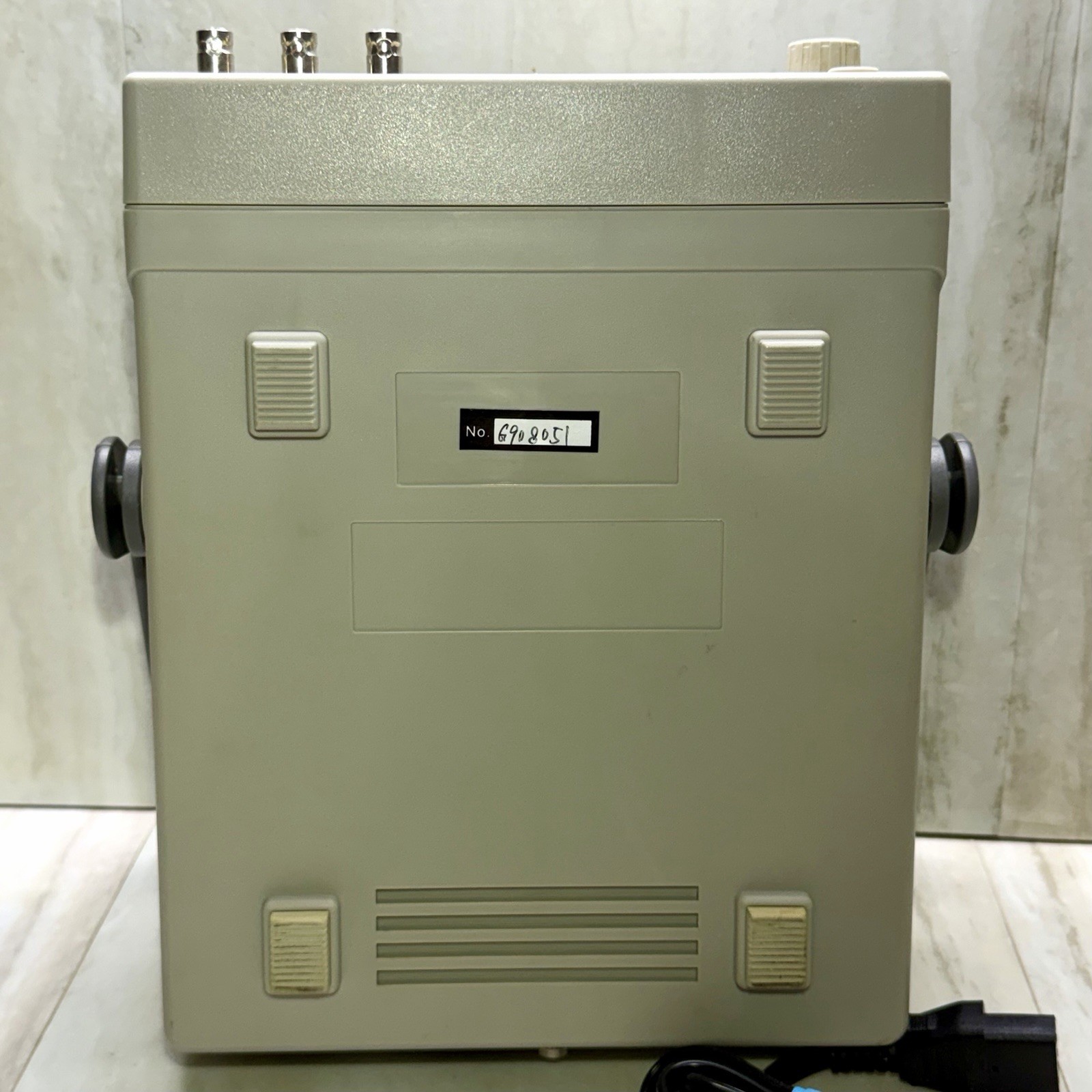 Protek B8010FD 10MHz DDS Function Generator Benchtop Signal Source TESTED