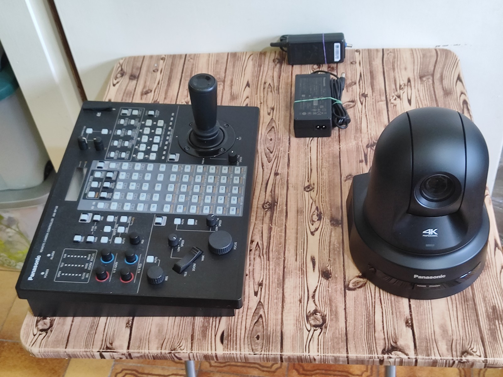 PANASONIC AW UE50 4K60 HDMI 3GSDI PoE+ STREAMING PTZ NDI CAMERA + RP120 IP CONSOLE