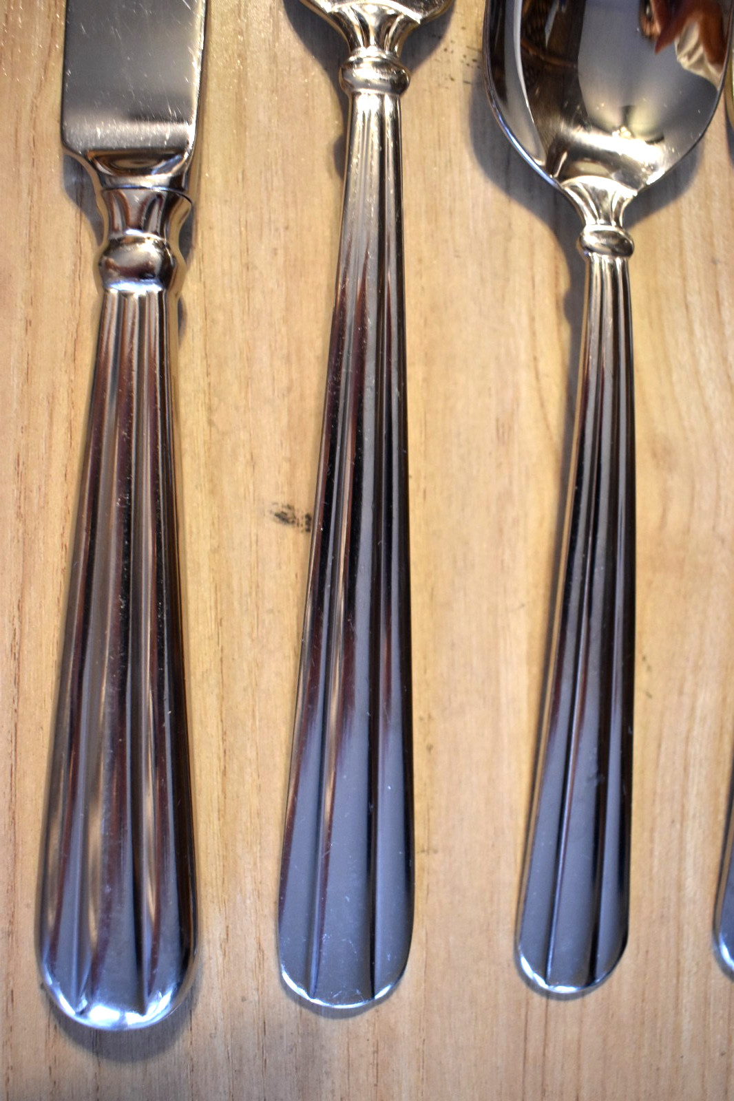 Oneida Unity Pattern USA Heavy Stainless Flatware 47 Pc Service for 8 + Extras