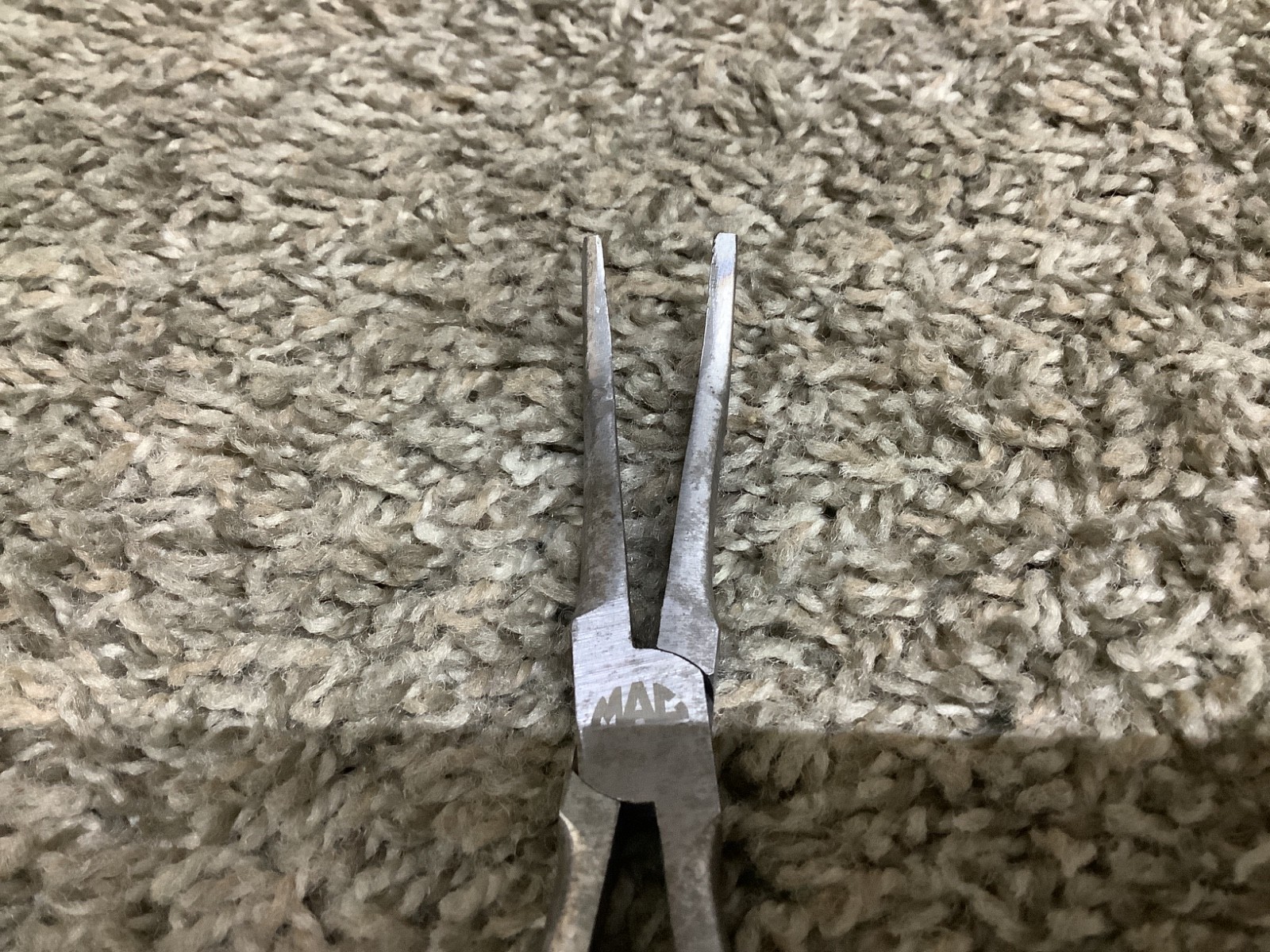 Mac Tools 7" Curved Nosed Smooth Pliers P301714