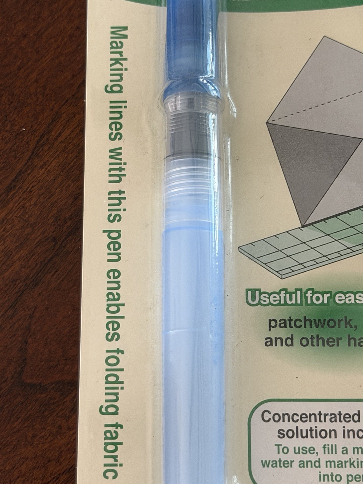 Clover Fabric Folding Pen Concentrated Marking Solution Included