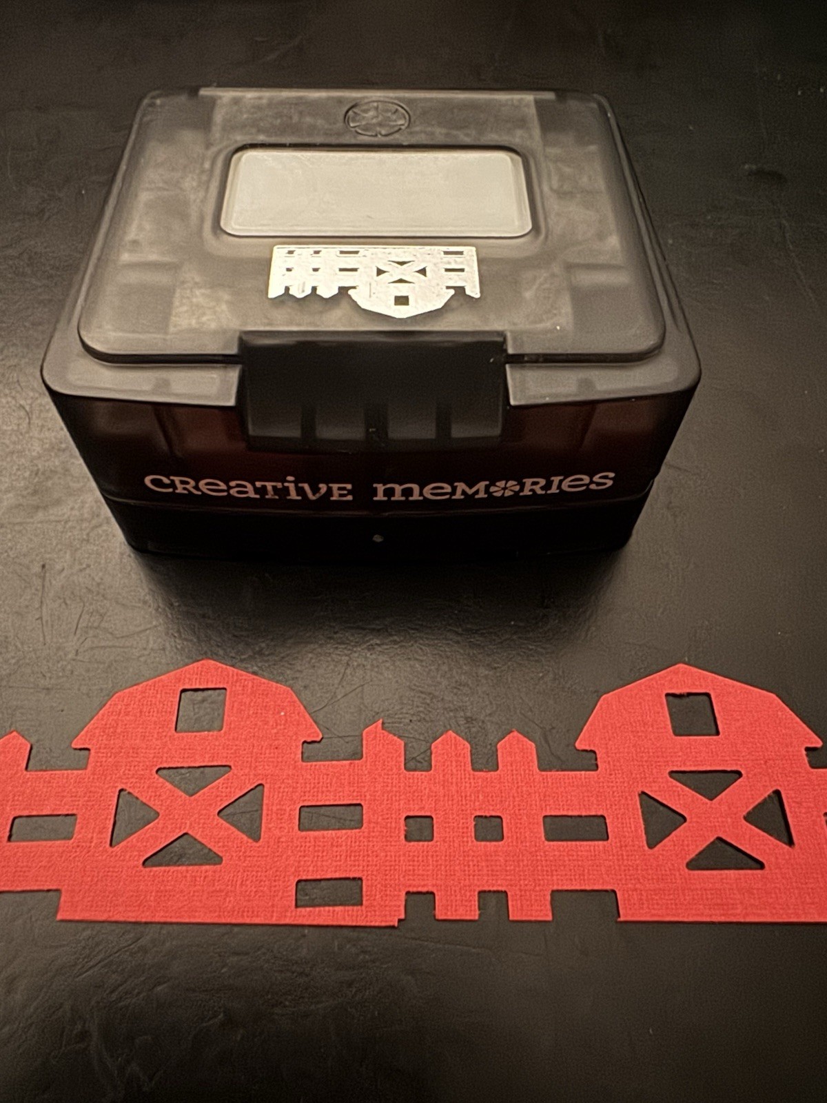 Creative Memories Barn & Fence Border Maker Cartridge