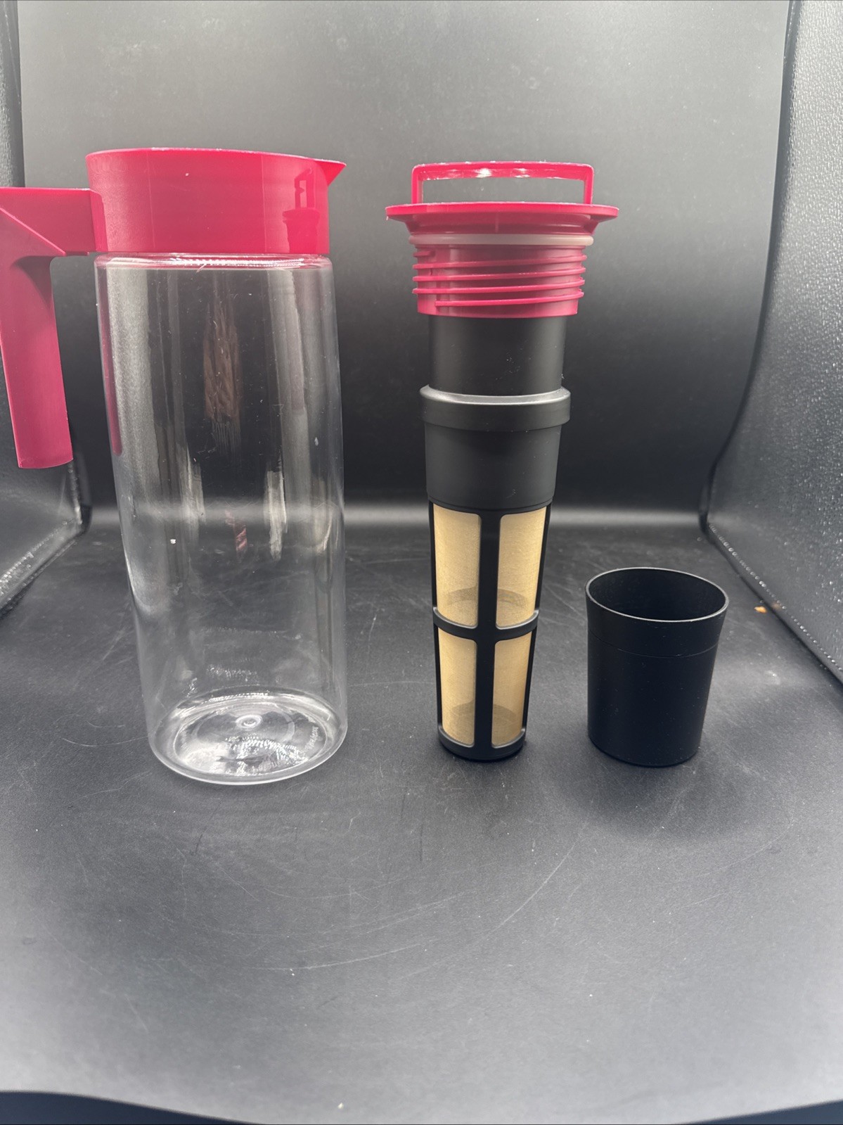 Takeya 2 Quart Cold Brew Coffee/Iced Tea Maker/Fruit Infuser Pitcher