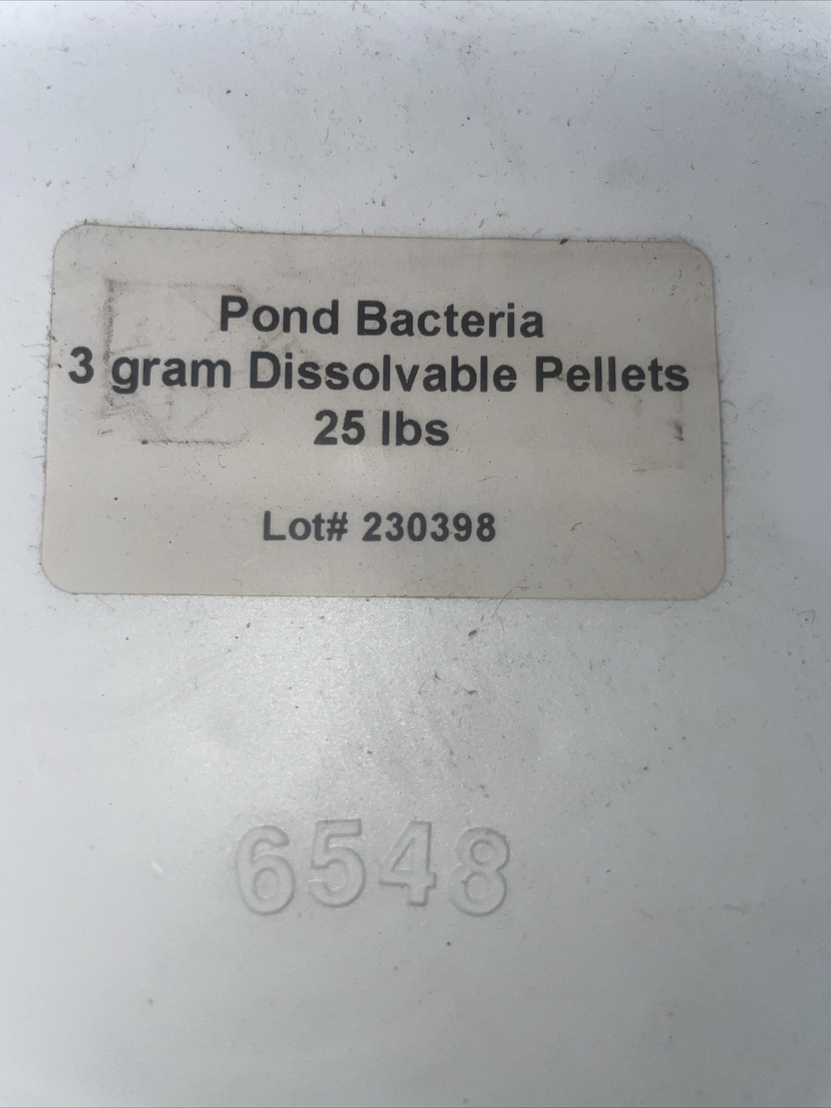 Muck Assault Sludge Removing bacteria Pellets 25 Lbs For Ponds