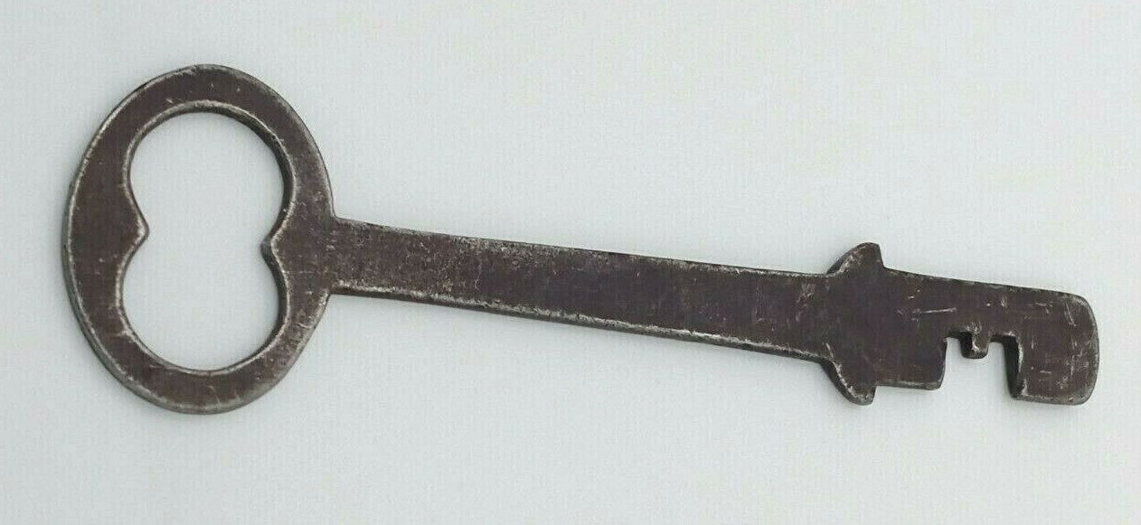 Skeleton Key Barrel Gunmetal Bronze Tone Metal 3" Long .92" Wide Collectible