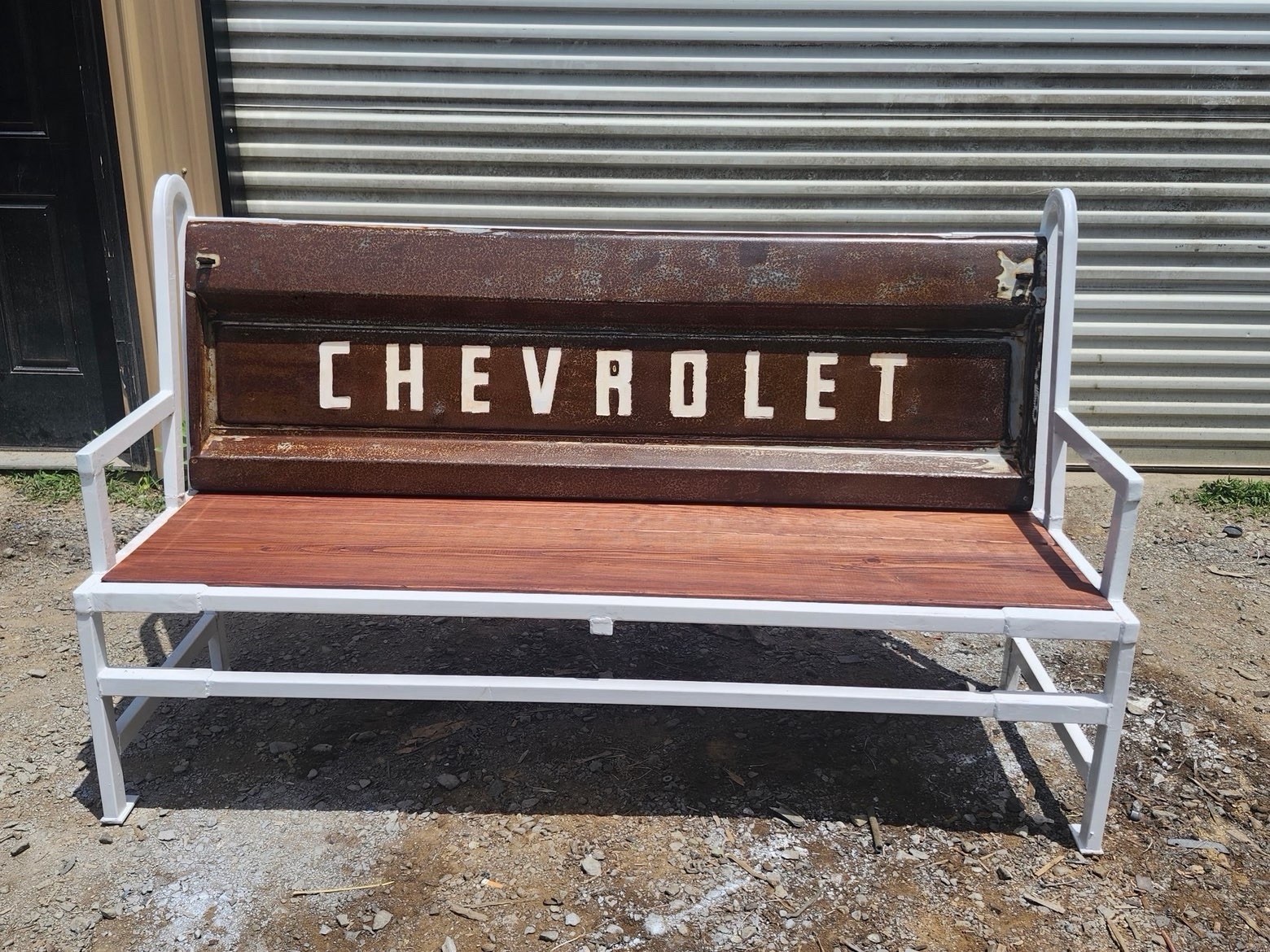 Chevrolet  Tailgate Bench ￼