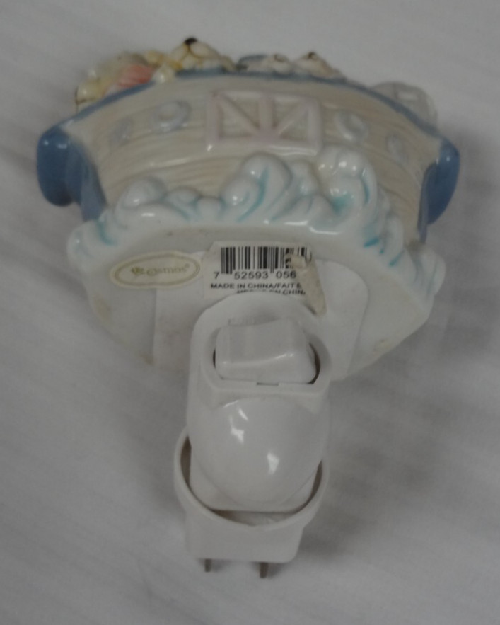Noah’s Arc NIGHT LIGHT Nursery Decor - PLUG IN - WORKING NO BULB