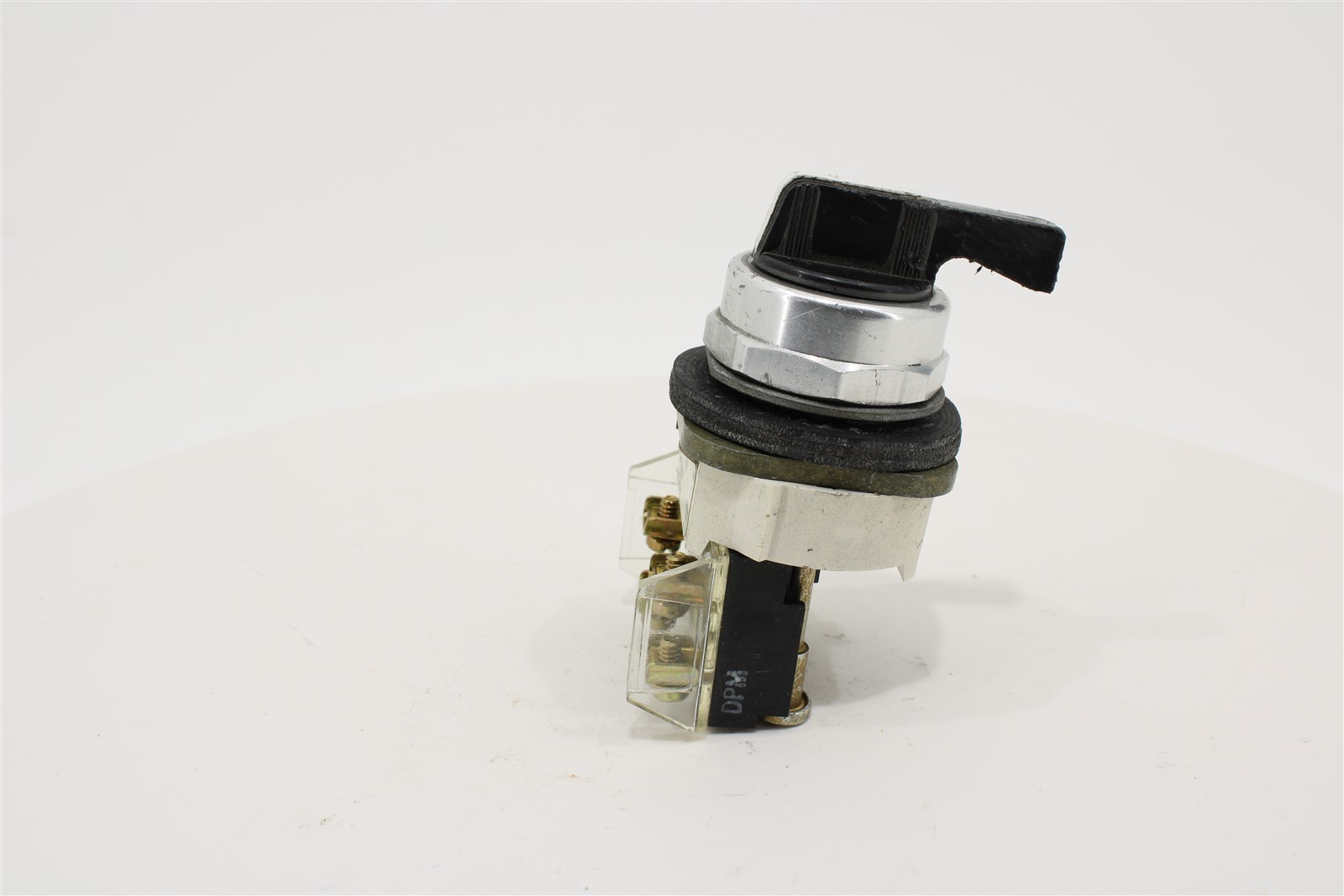 Allen-Bradley 800T-J20B Selector Switch | 3-Pos | Spring Return