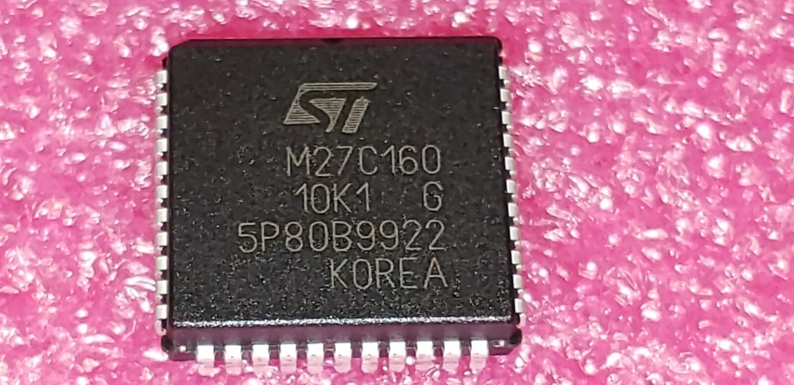5 PCS ST Micro PN# M27C160-120K1 EPROM OTP 16MB 1M x 16/2M x 8 120ns 44-Pin PLCC