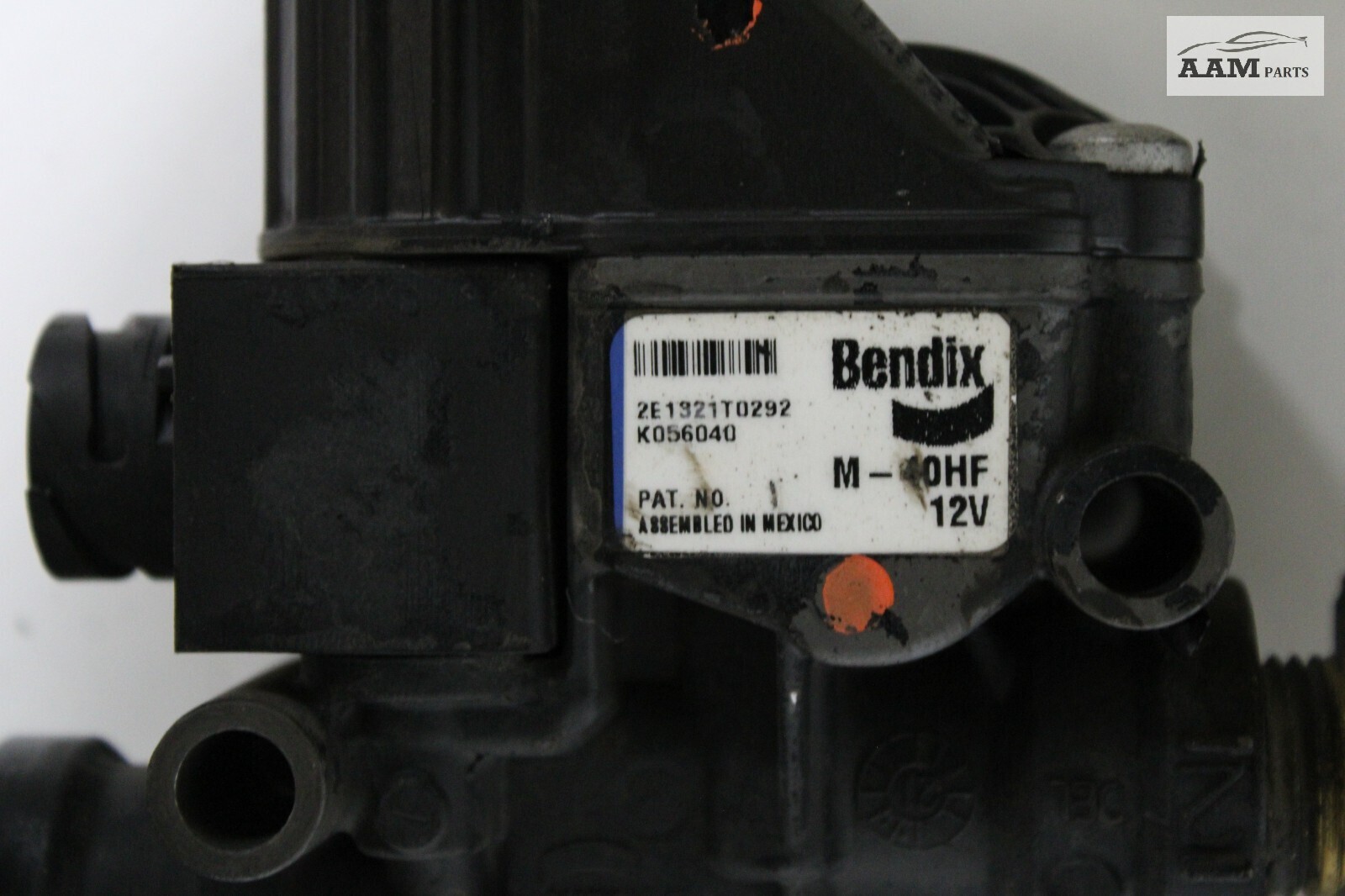 2022 VOLVO VNL860 D13 ABS MODULATOR VALVE BENDIX K056040 OEM