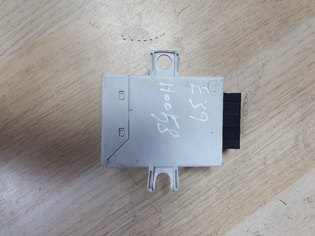 BMW Immobilizer Control Unit 8382453 E39 E46