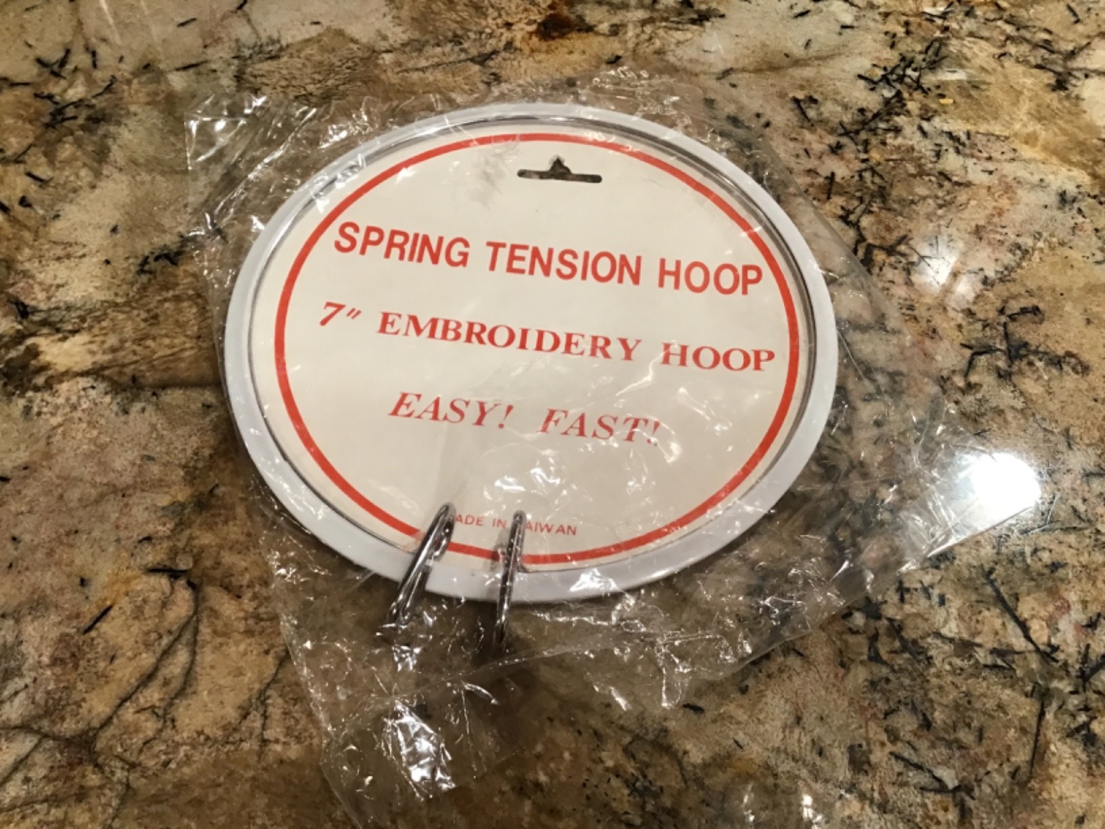 Pinch Spring Tension Embroidery Hoop 5" Red  NEW/NIP